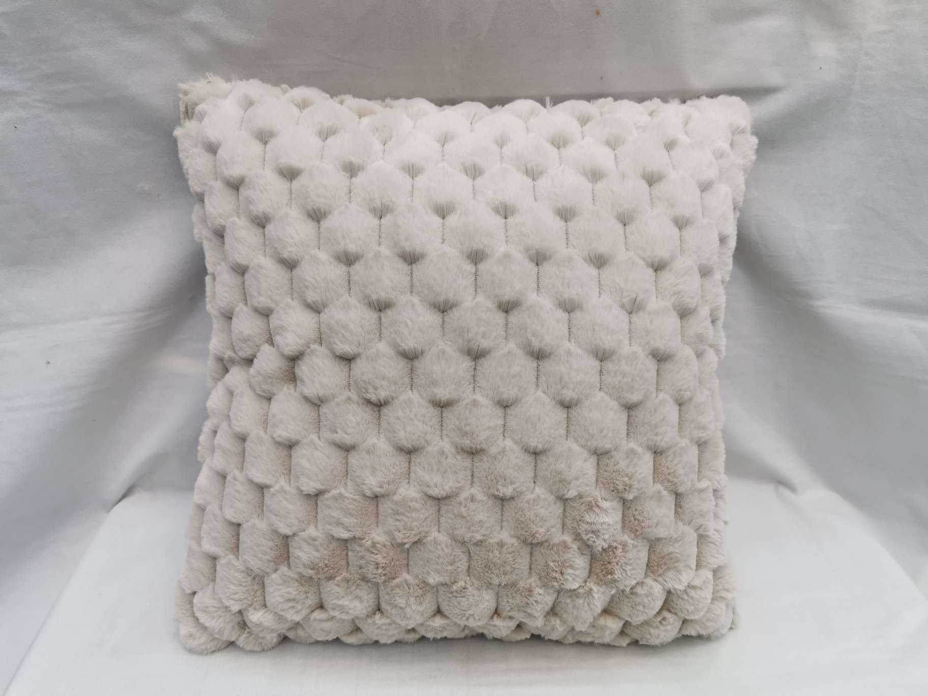 Plush Throw Pillow Pillow Cover Cushion Cushion Cover details Picture