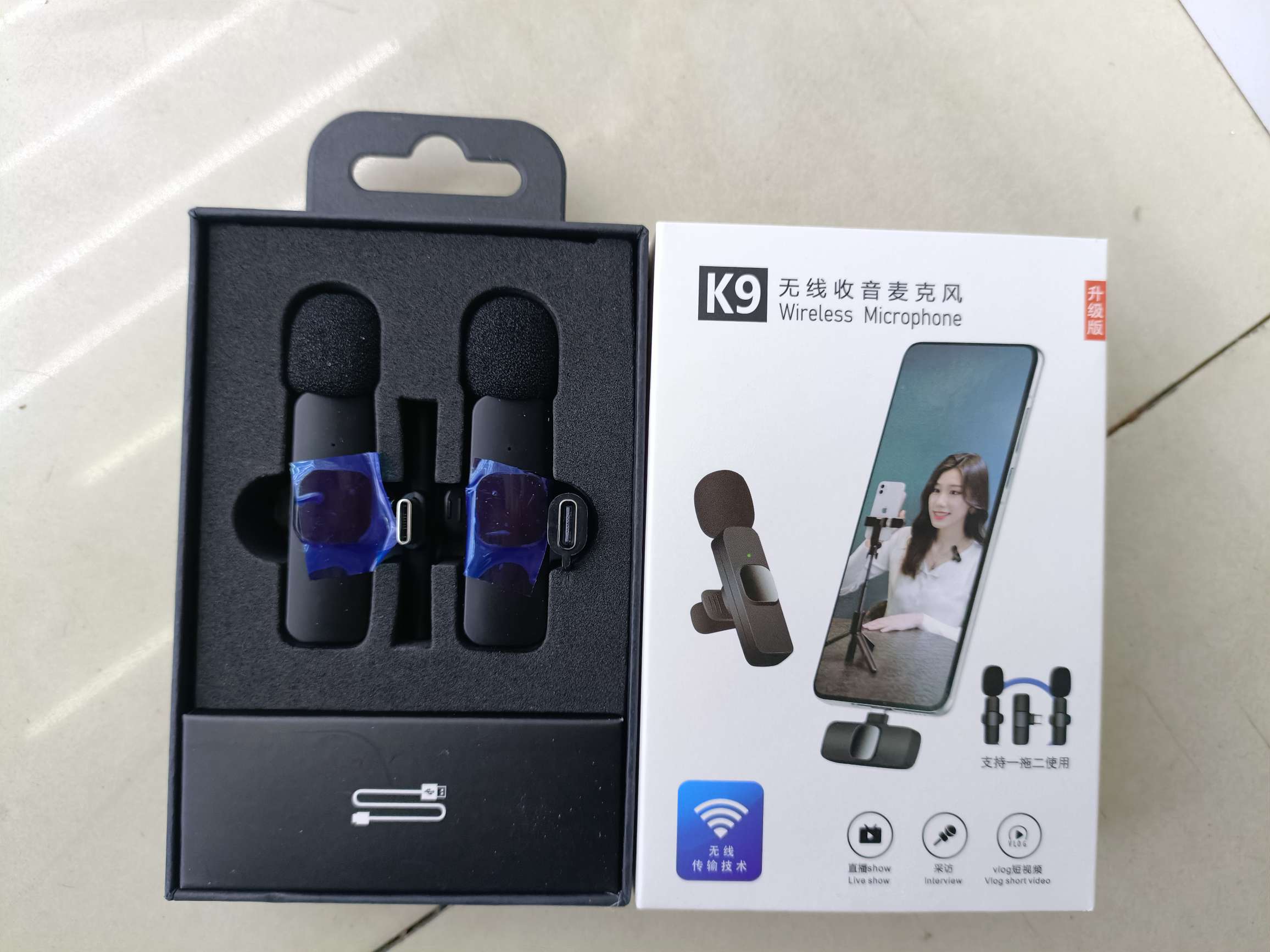 K9四合一无线领夹麦克风带充电
苹果接口和Type-C接口二合一
转接头详情图4