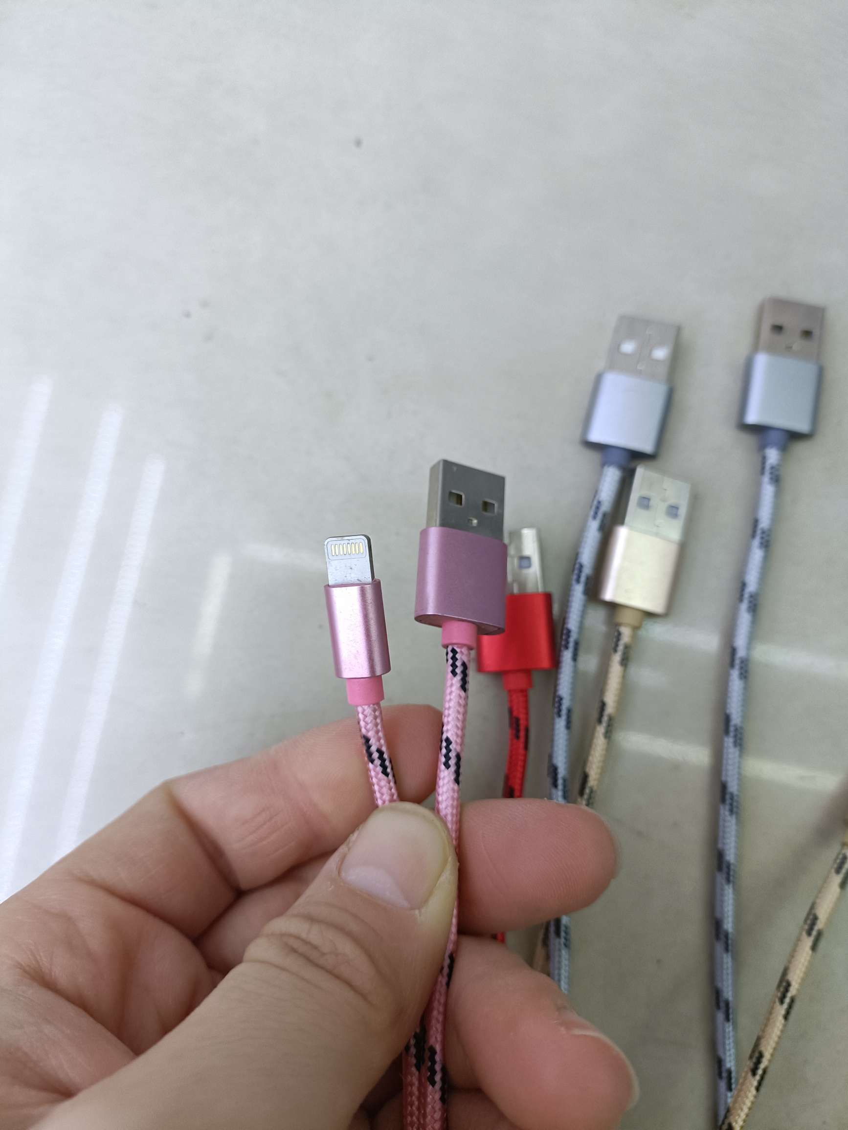 وتوزع 140 قطعة نحاسية على خط من خطوط بيانات النمر detail image 4