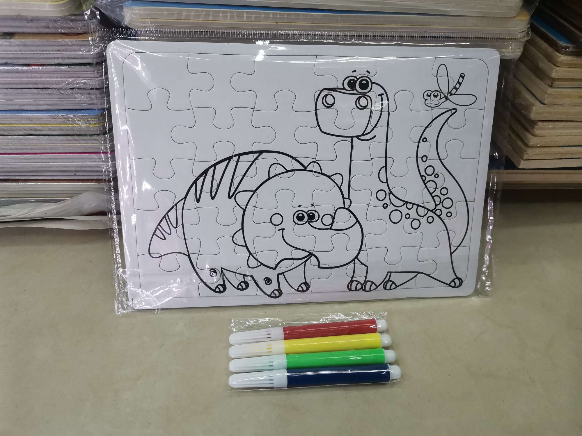 DIY children's educational doodle flat puzzle toys with watercolor pens, promotional items, gifts Item Picture