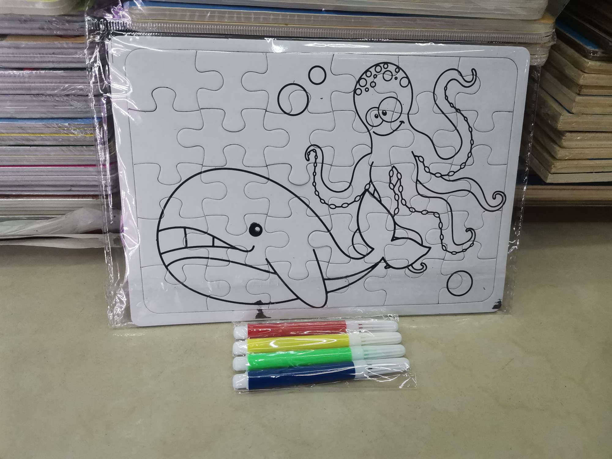 DIY children's educational doodle flat puzzle toys with watercolor pens, promotional items, gifts Application Scenario