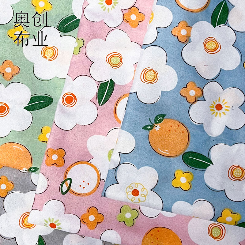 Polyester plain weave peach skin velvet printed matte fabric, floral print, floral dress, home wear, decorative fabric, bedding fabric details Picture
