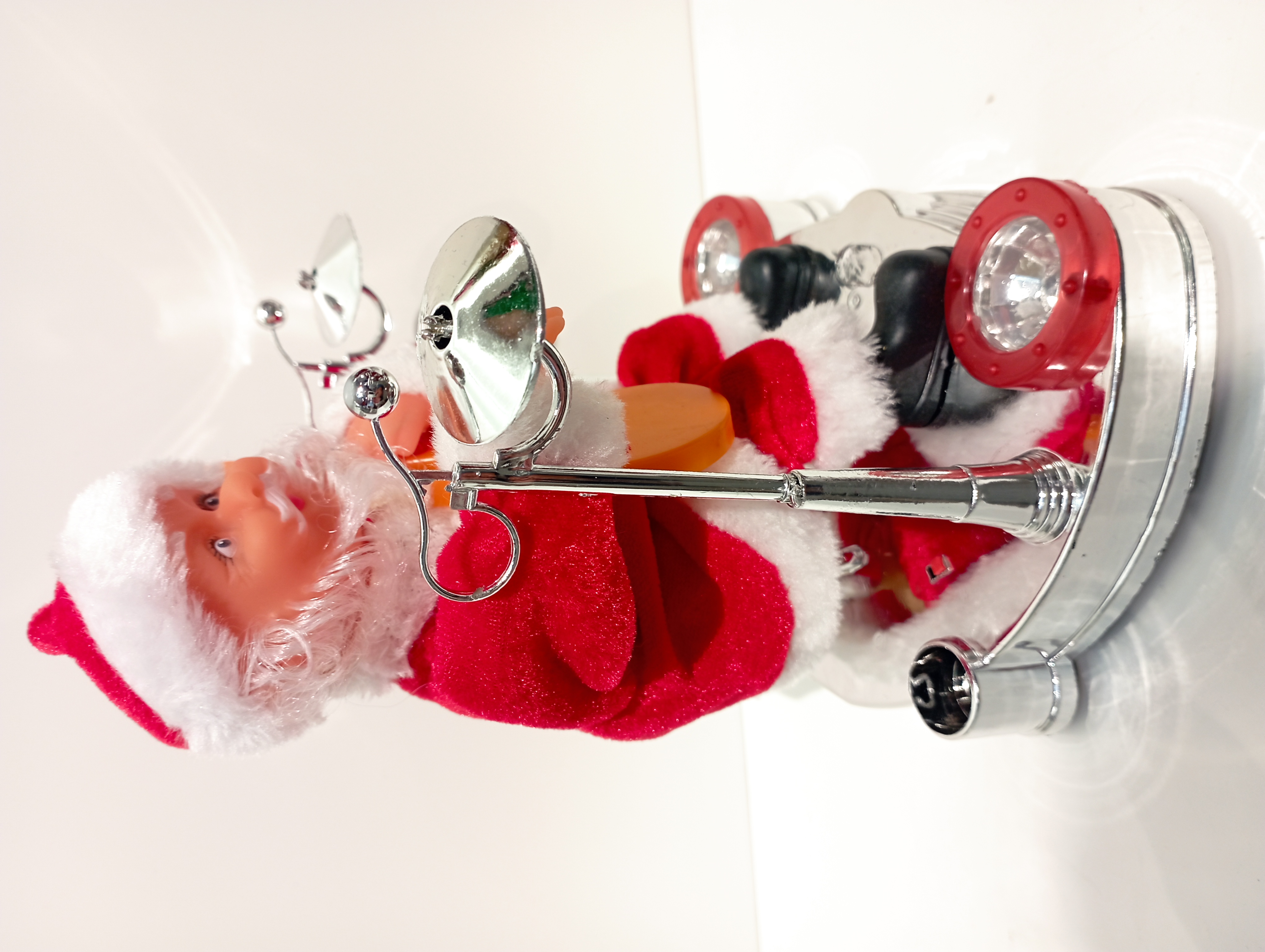 "9123 Guitar Santa Claus with Concert Twist Crazy Guitar Playing Santa Claus Small Toys Christmas Gifts for children. Item Picture