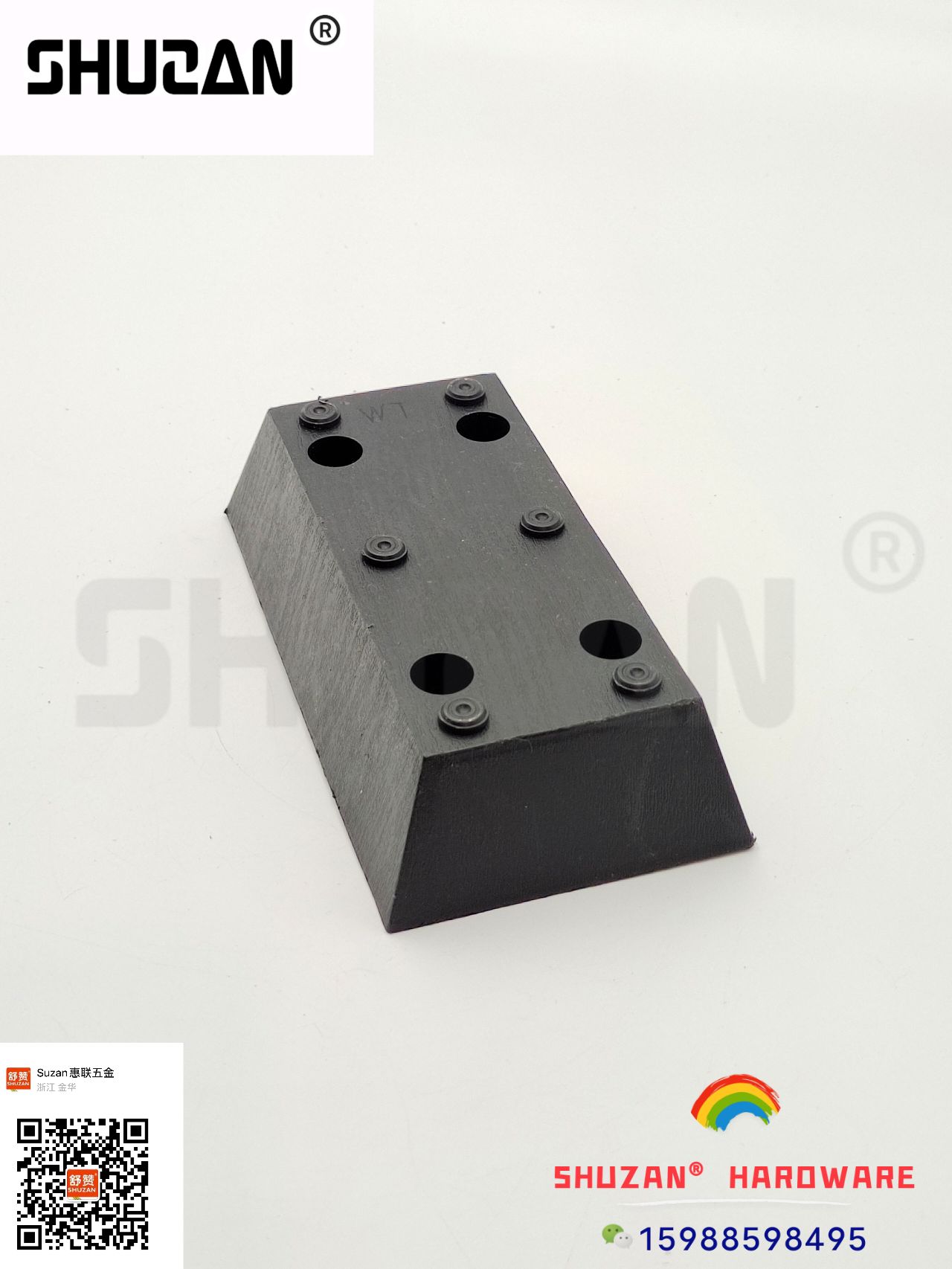 The trapezoidal feet of the hardware cabinet are of solid quality, with a black appearance that is stable and elegant, and strong weighing capacity
