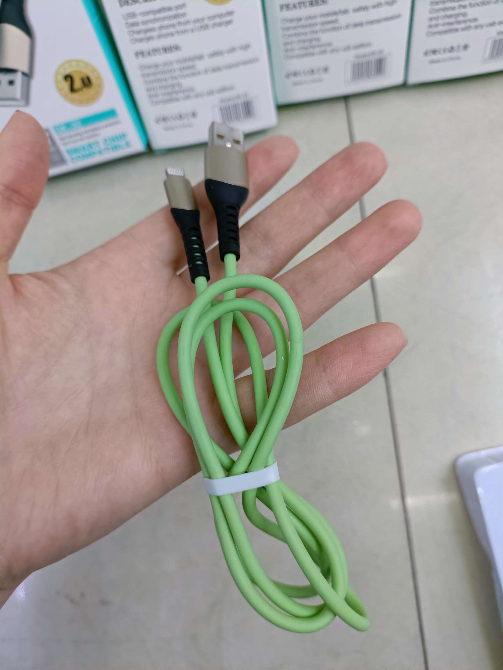 Macaron zinc imitation alloy data cable for mobile phone data cable detail image 5