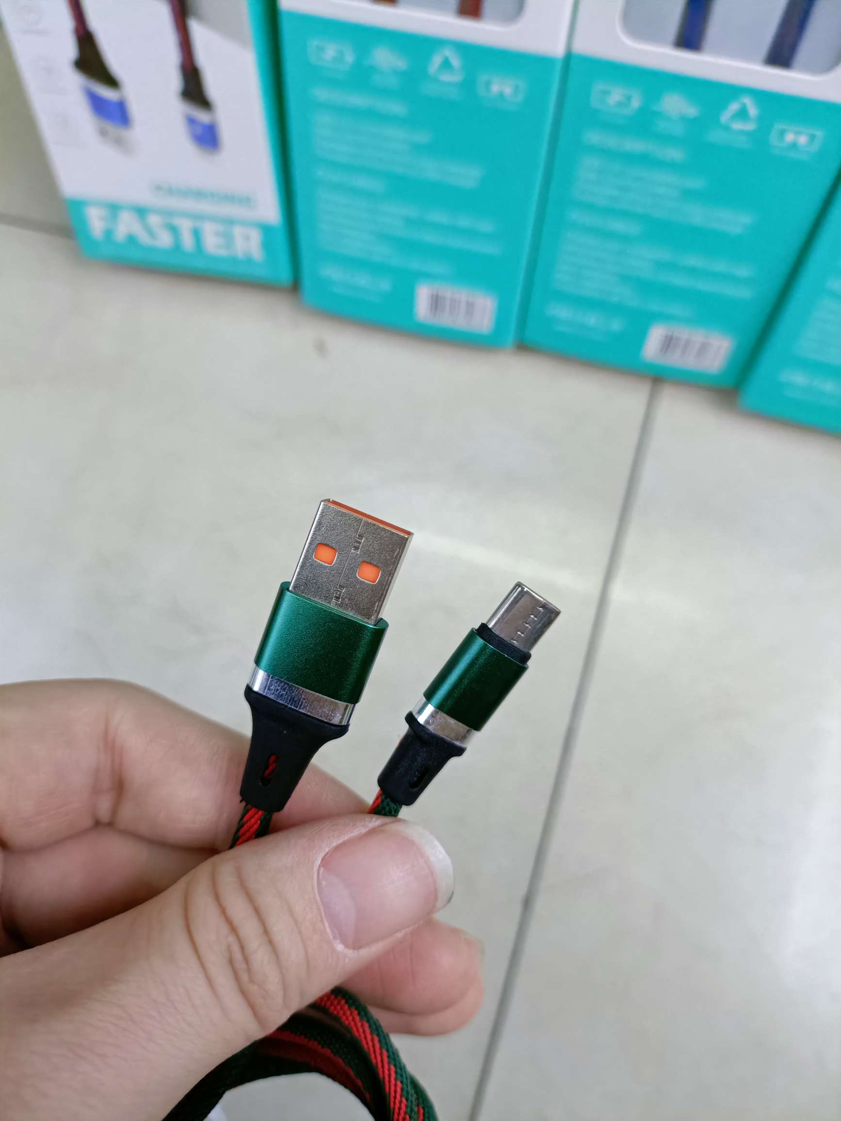 Cable de datos de aleación de aluminio indirecta de dos colores cable de datos para teléfono móvil detail image 3