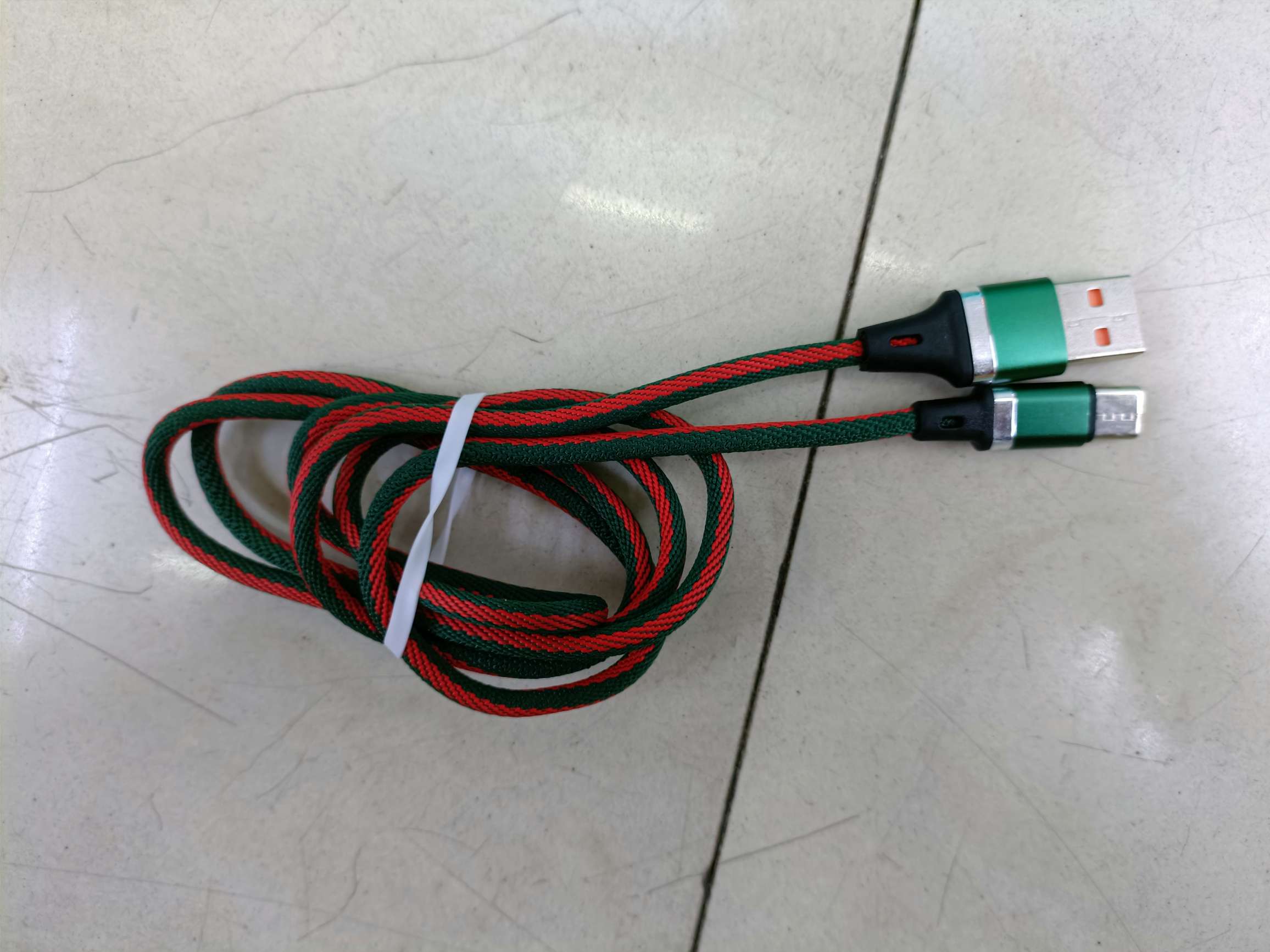 Cable de datos de aleación de aluminio indirecta de dos colores cable de datos para teléfono móvil detail image 2