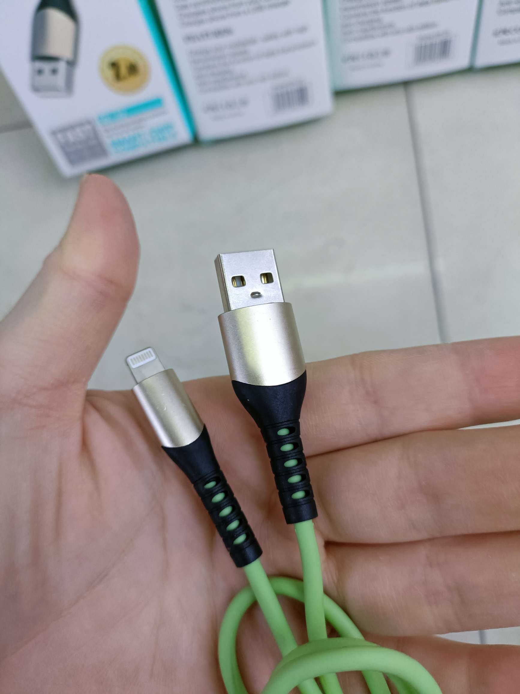 Macaron zinc imitation alloy data cable for mobile phone data cable detail image 4