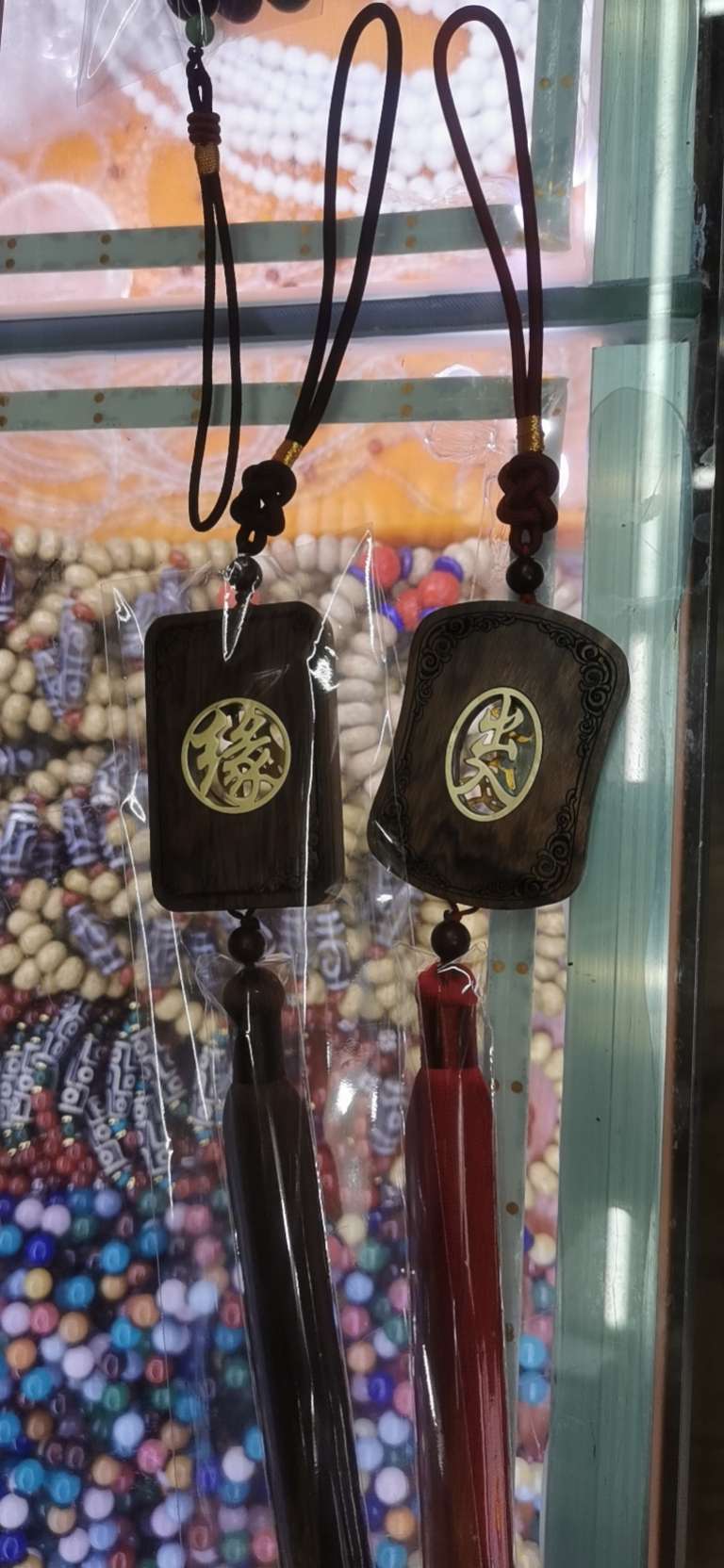 Sandalwood inlaid with copper car hanging detail image 6