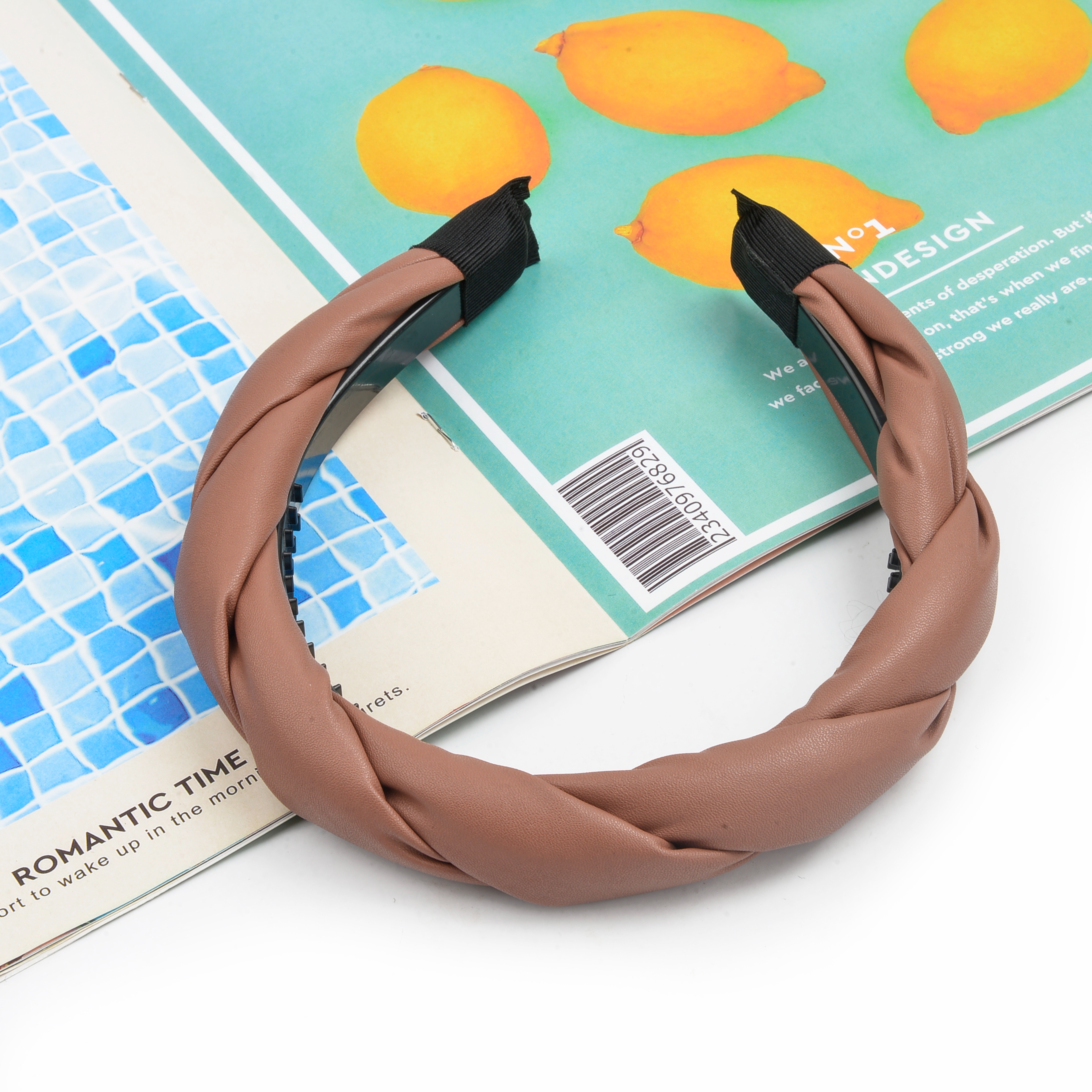 Sponge wide edge high top facial hair band, Korean Internet celebrity retro chanted hair band, outdoor hair pressing headwear, hair clip 1 Item Picture