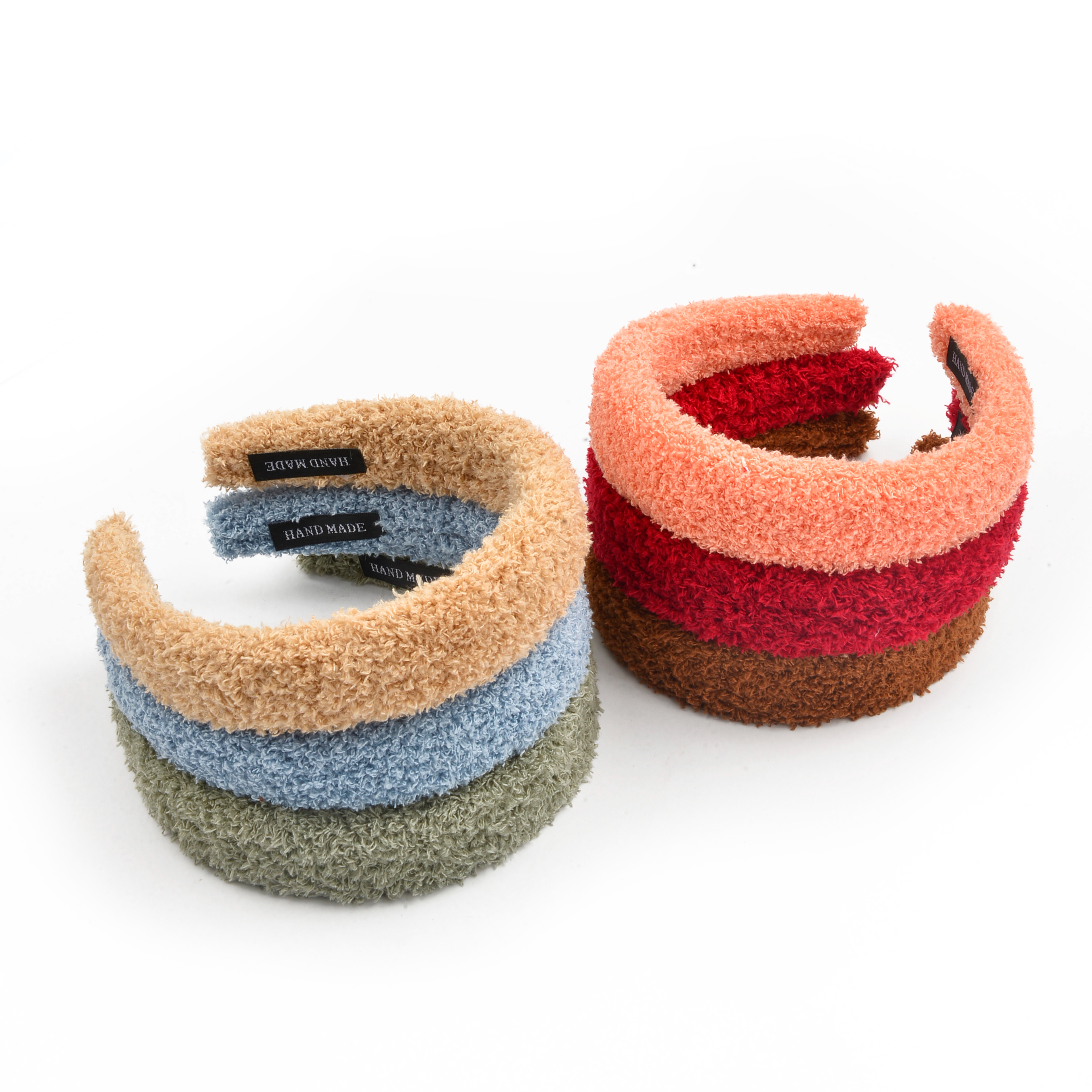 A girl's autumn and winter curly Teddy wool hair clip, BB clip, high top hair band and hair accessory