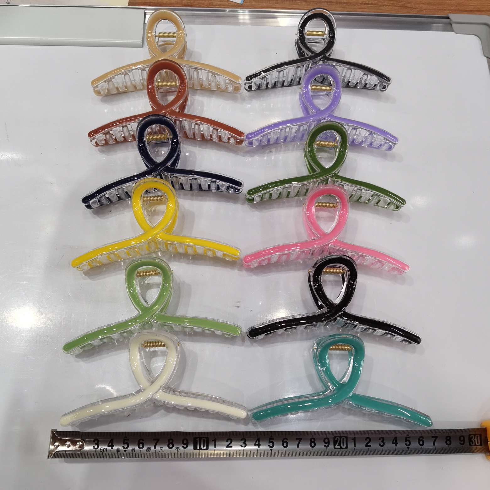 Korean style fashion classic and popular Korean style fashion transparent jelly oil-dripping colorful hair clips, Internet celebrity bestsellers, popular hair clips red, green, purple, pink, beige jelly oil-dripping Application Scenario