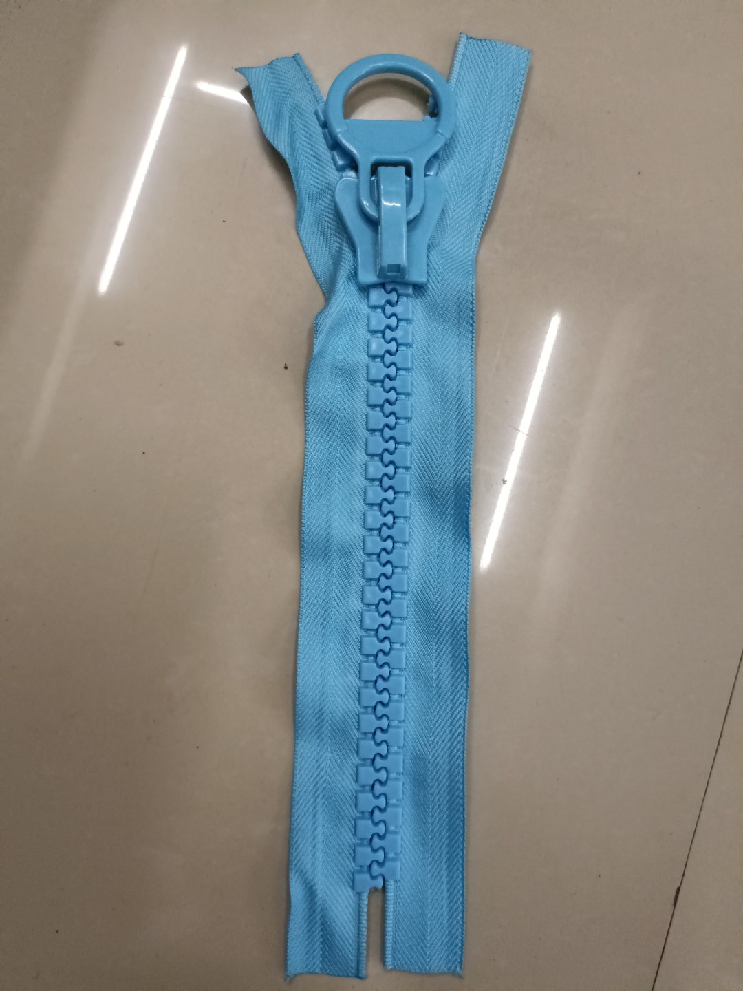 20号/树脂/拉链产品图