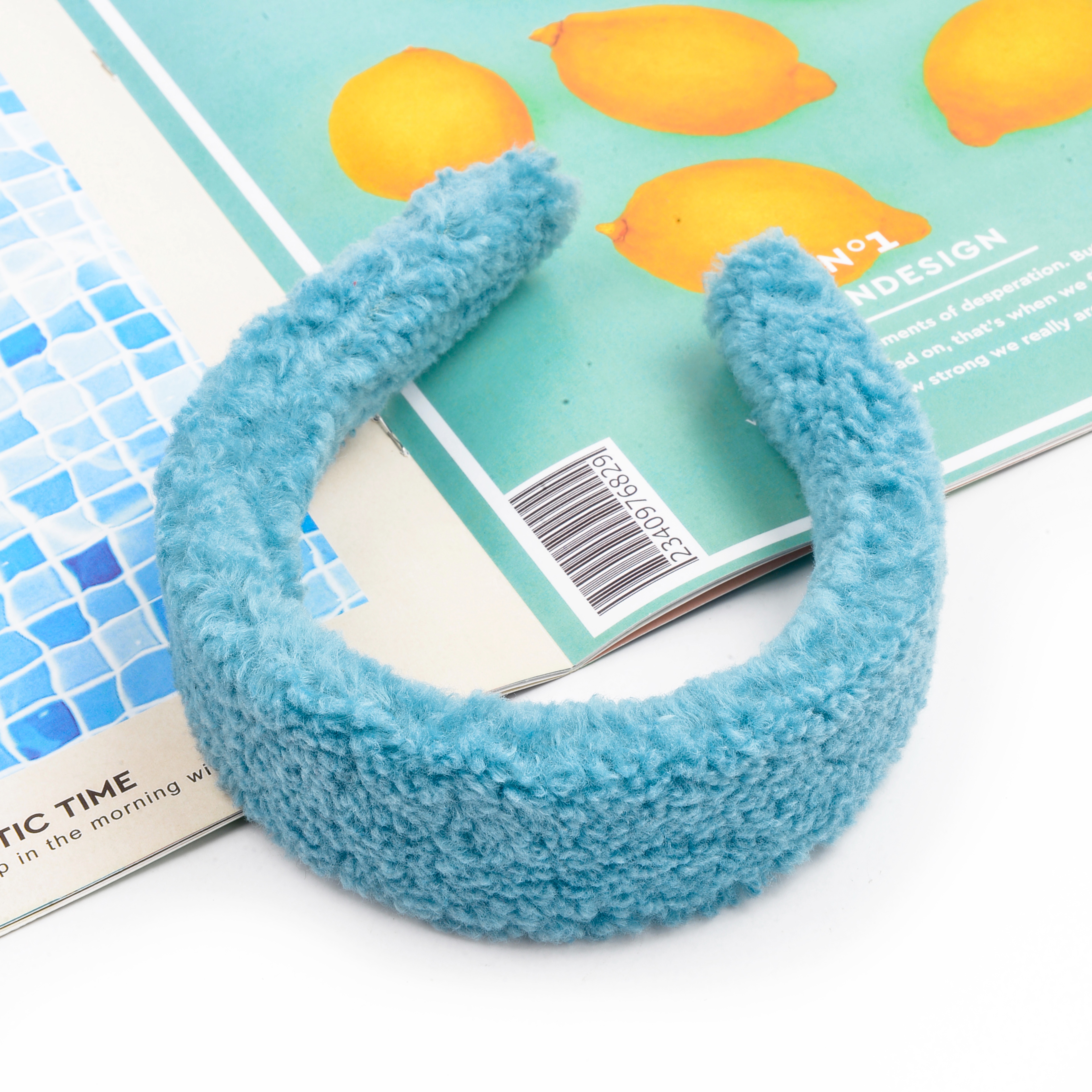 New autumn and winter cute plush compression hair band for women, wide edge hair clip headband wholesale for going out Specification image
