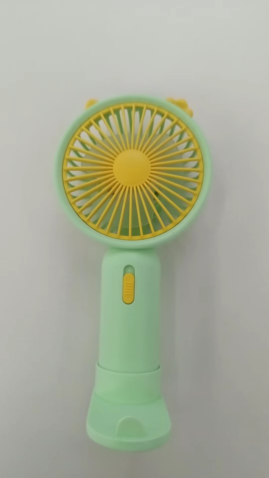 The SQ330 charging fan comes in four colors Specification image