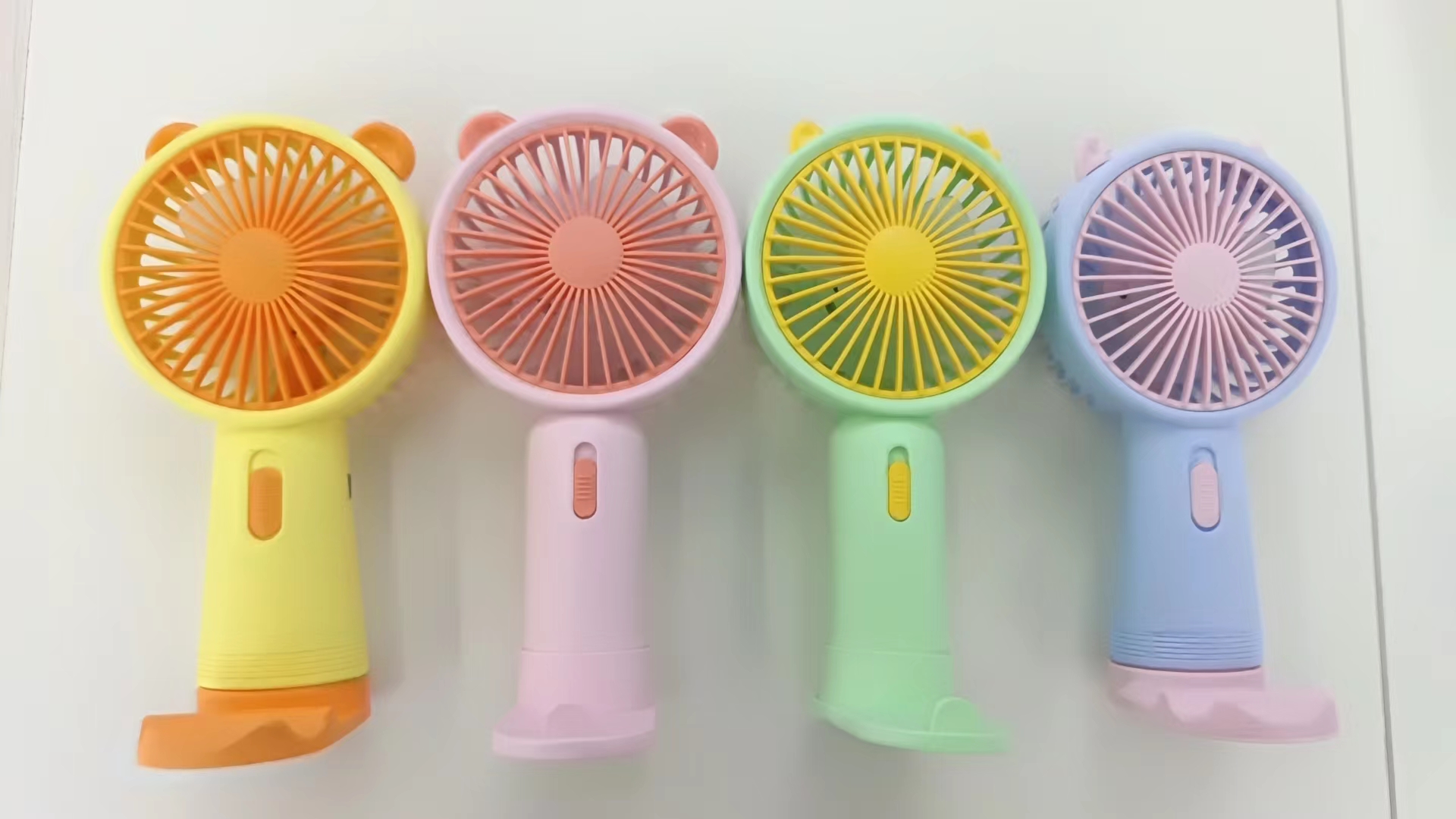The SQ330 charging fan comes in four colors