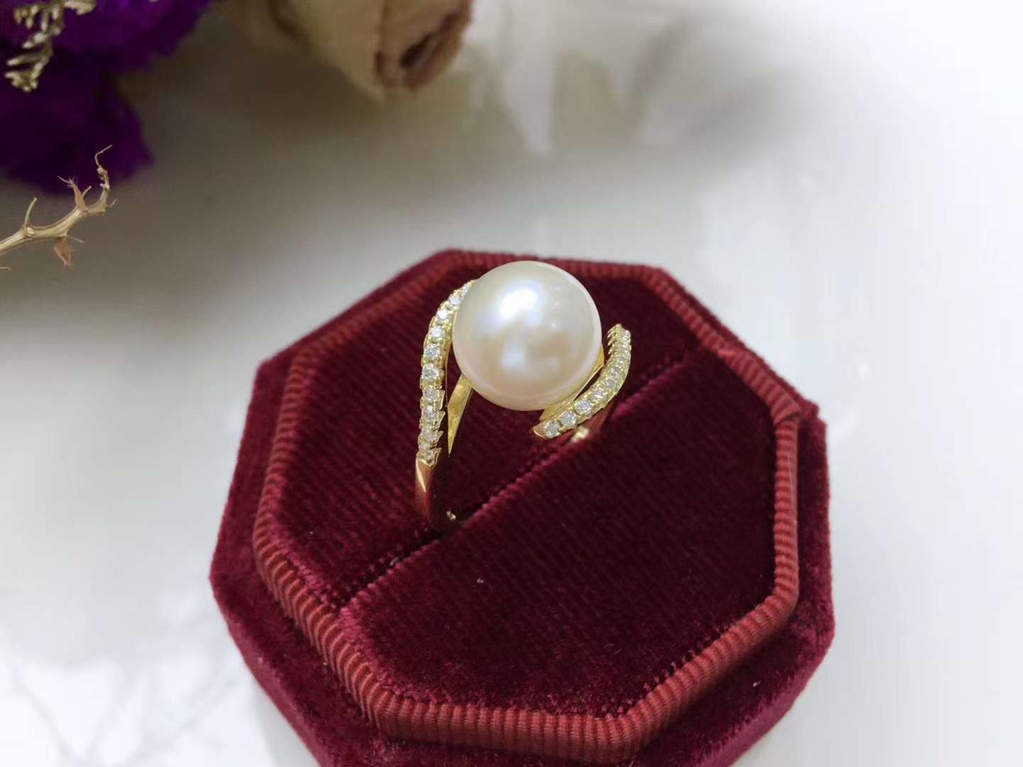 Natural pearl 12mm open ring