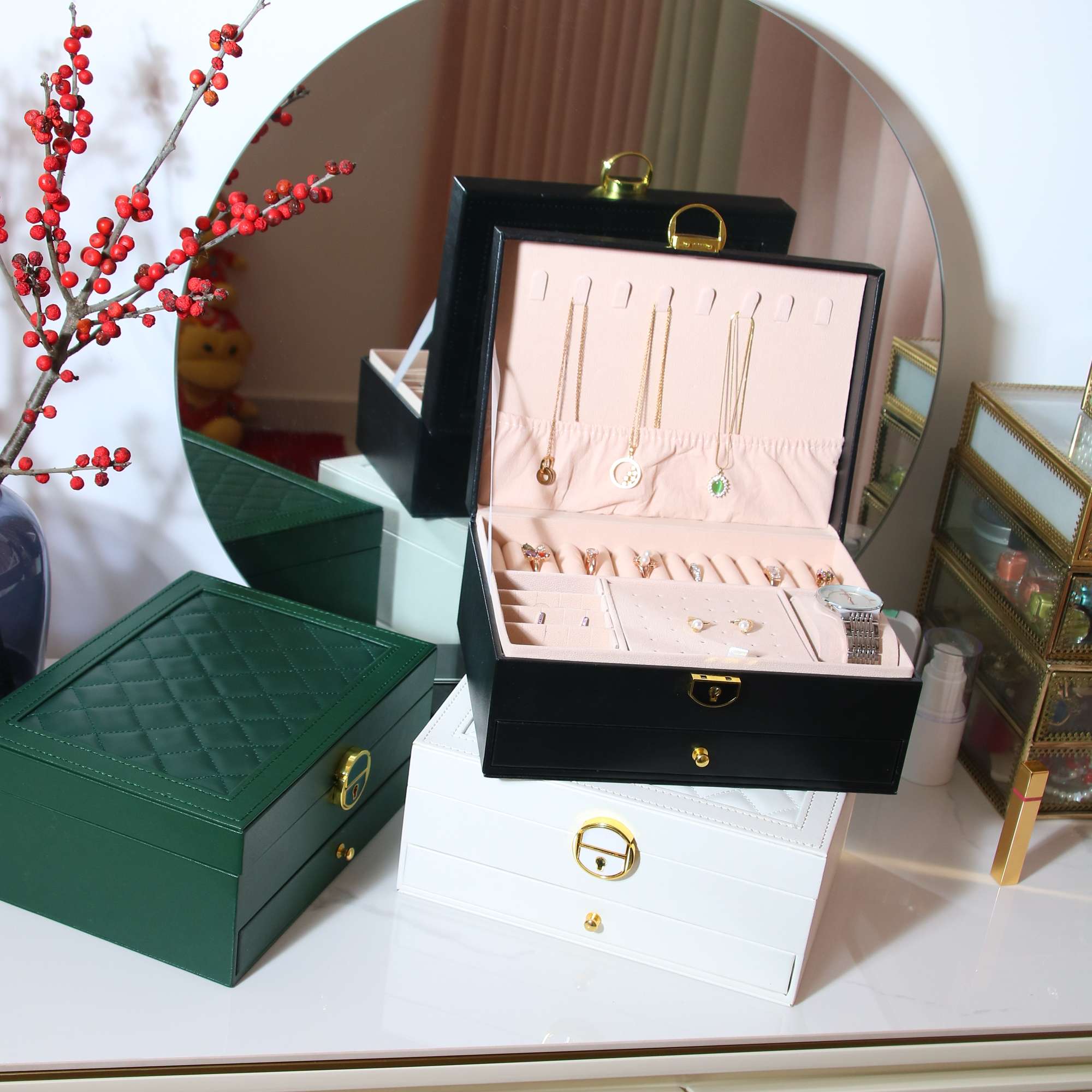 新款珠宝首饰盒三层带锁首饰收纳盒多功能项链耳钉耳环饰品盒 