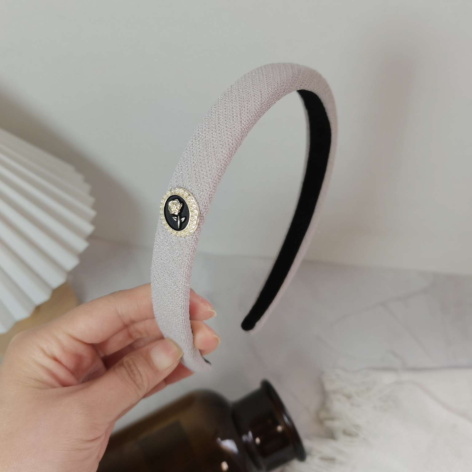 Sponge Pearl Wide Edge Headband Korean Version Of The New Increase Cranial Top Headband High-Grade Sense Fashion Headband Specification drawing