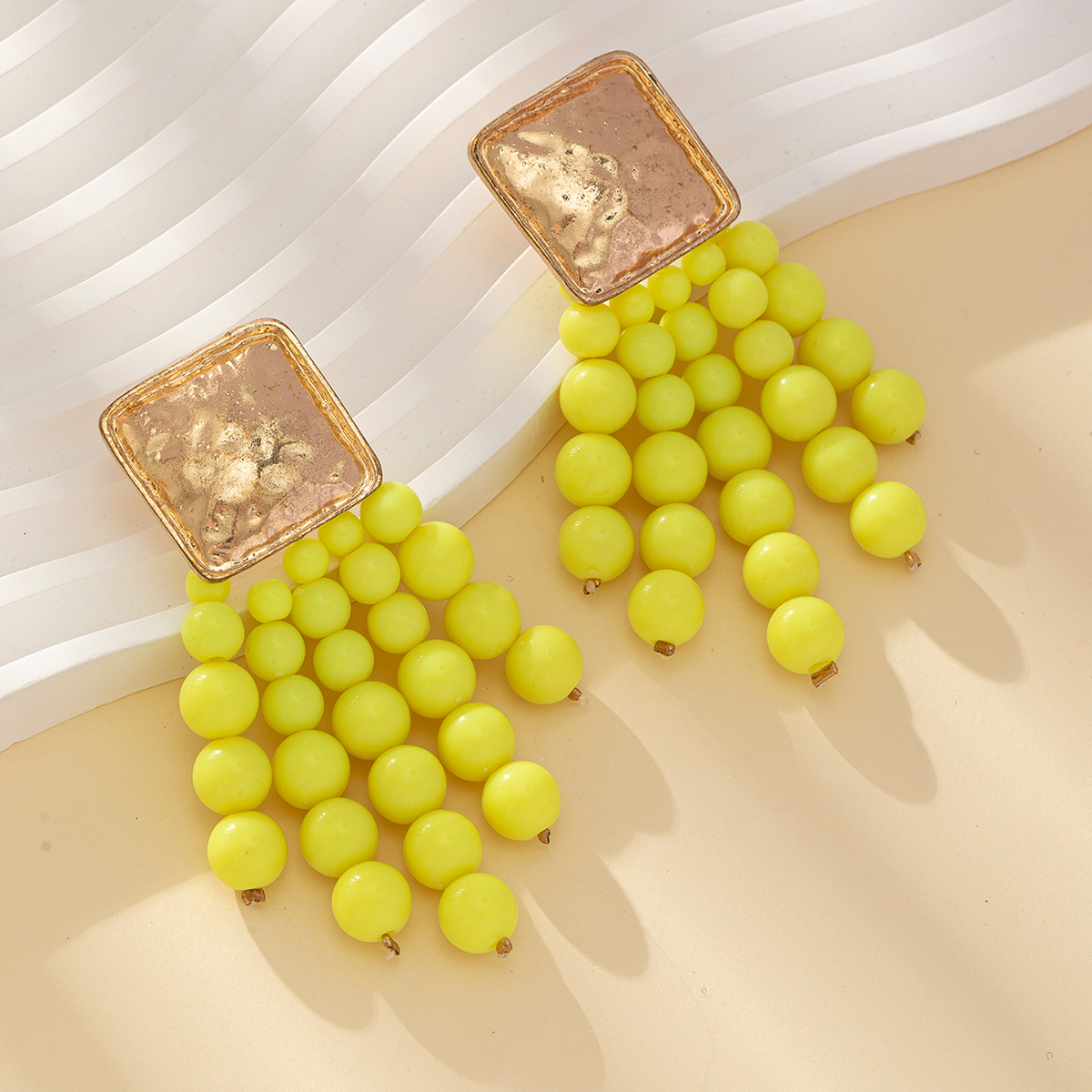 New best-selling earrings for foreign trade, handcrafted long-bead tassel earrings from European and American fashion brands, available from a manufacturer