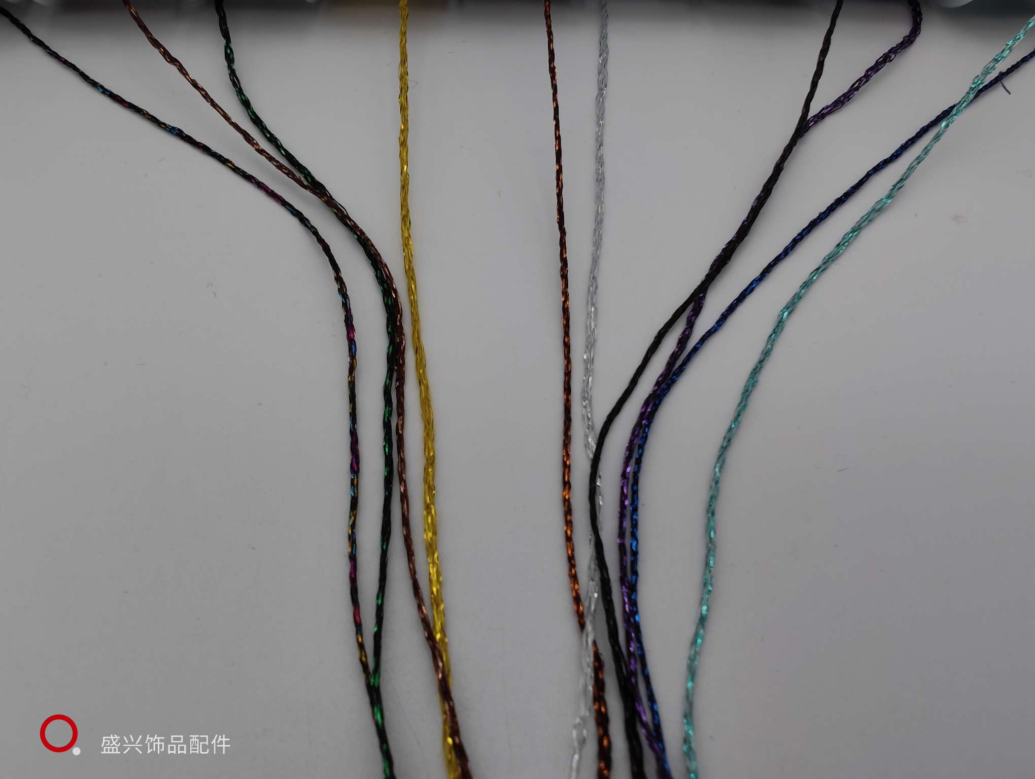 Fine gold thread detail image 5