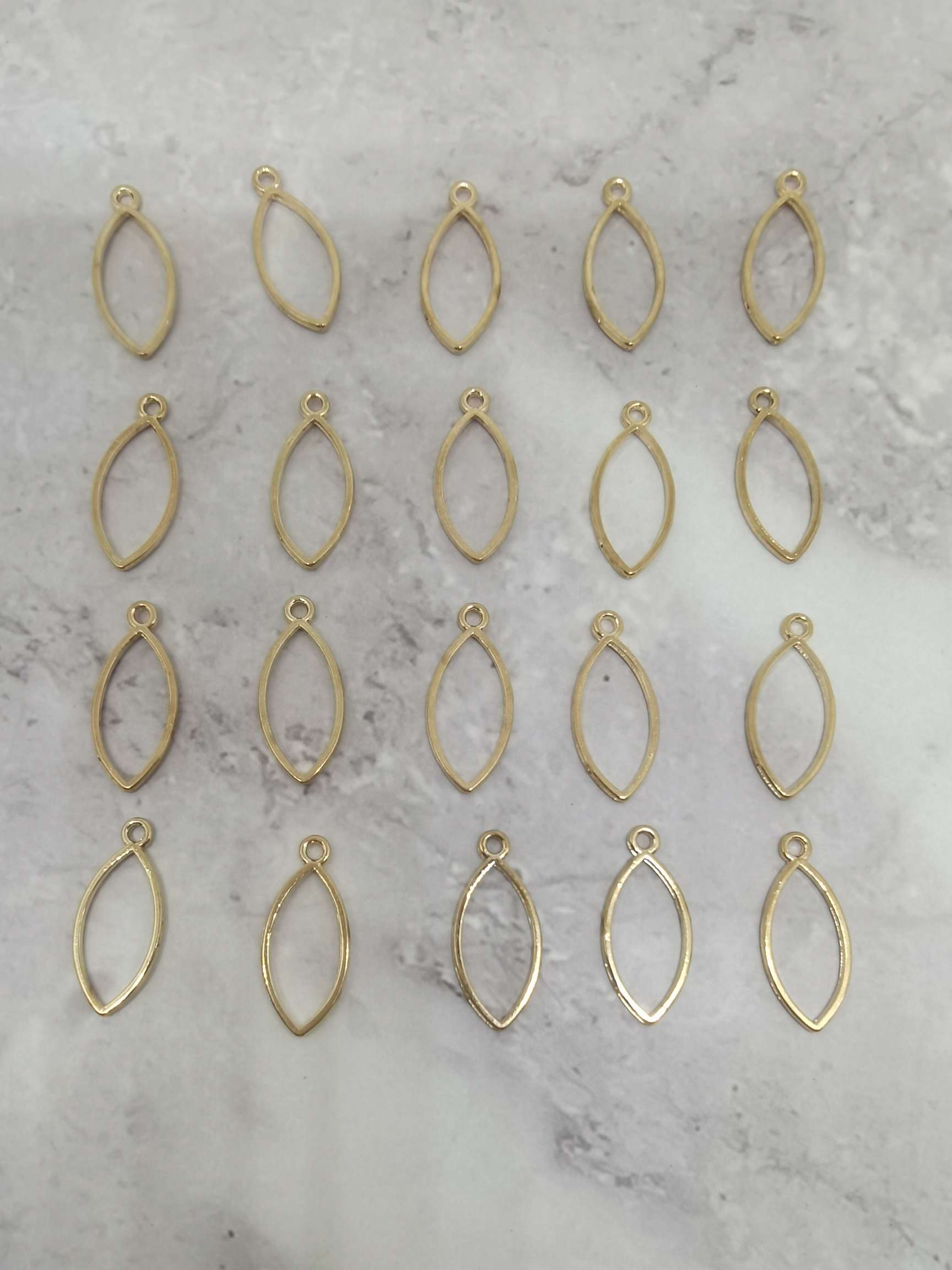 Korean version multiple geometric hollowed-out pendants 11 Specification image