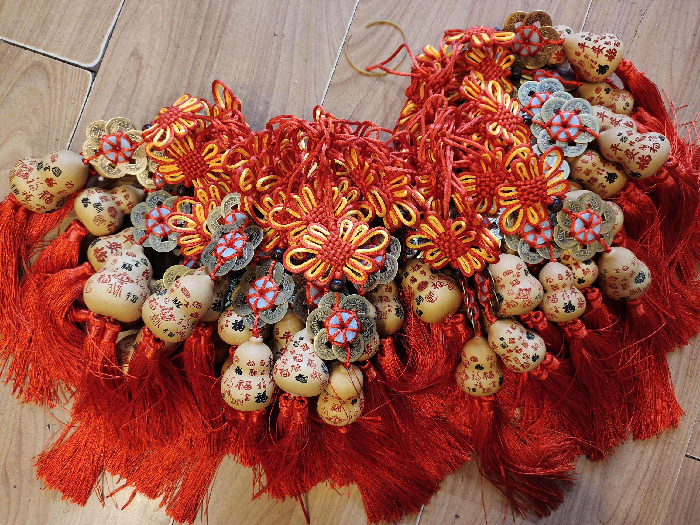 蝴蝶结平安玉片编的梅花葫芦车挂，保平安，保健康，多子多福，万事大吉，吉祥如意详情图4