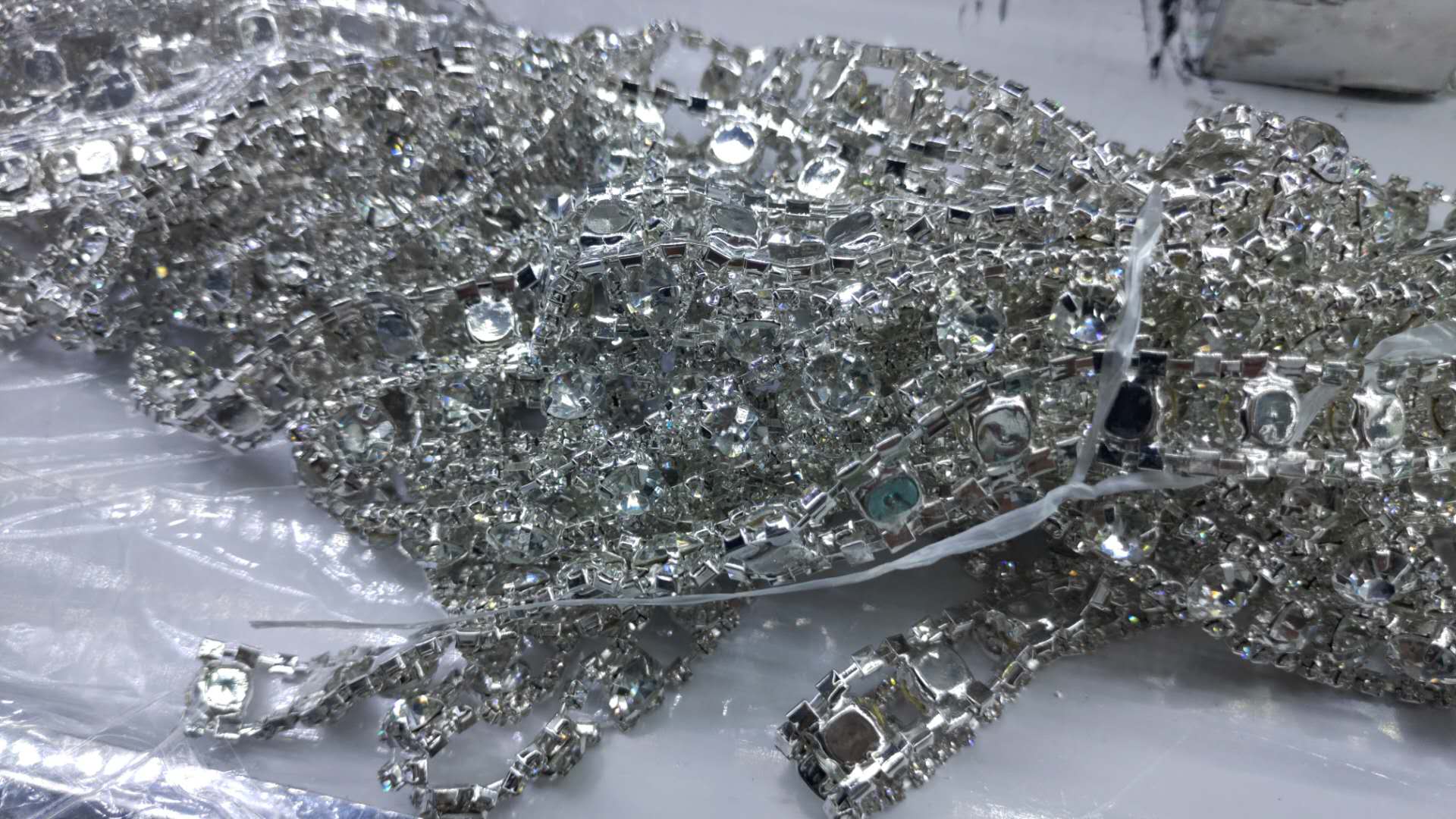 钻链/码链/烧焊链白底实物图