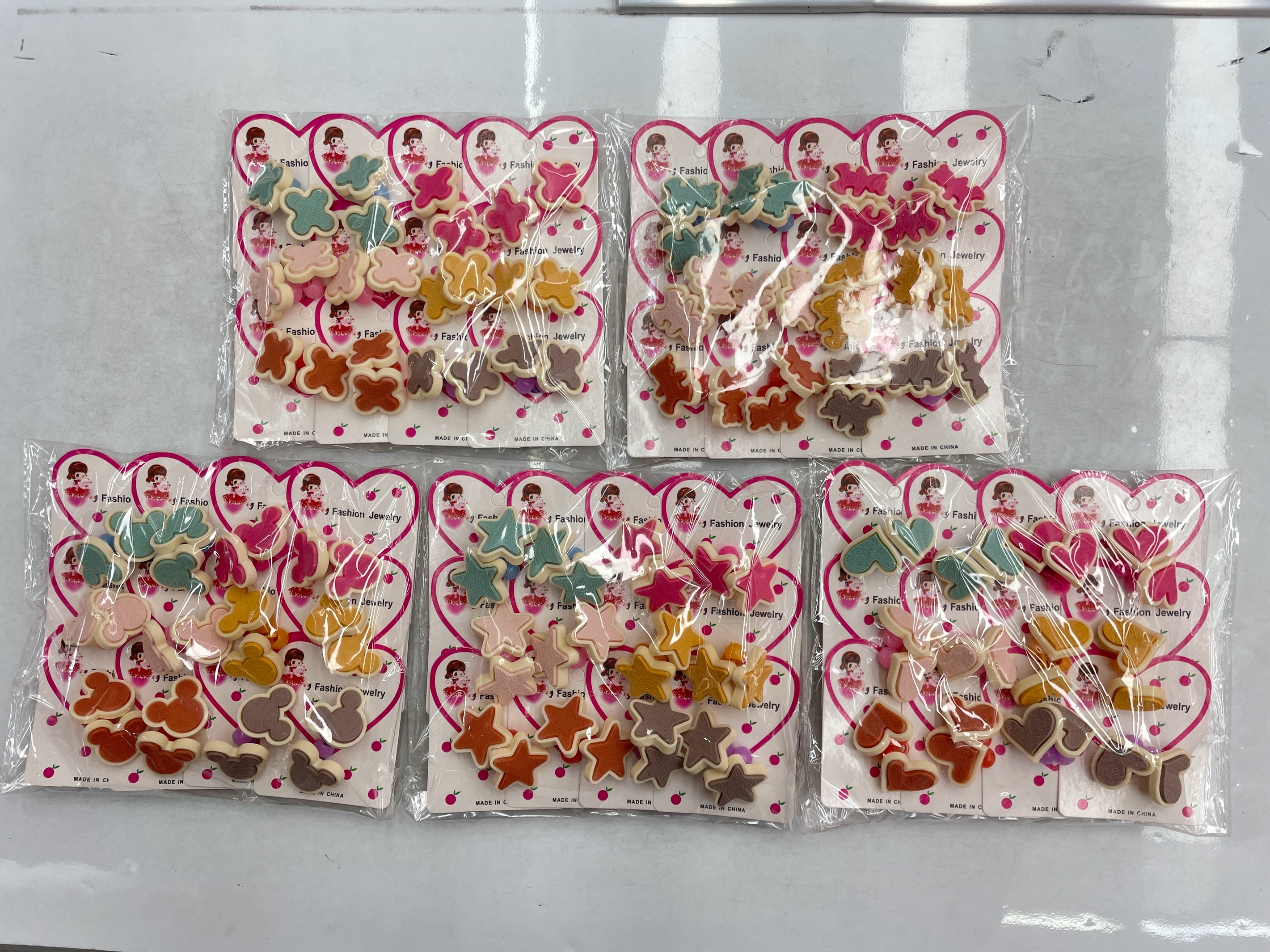 恒益饰品 12对卡 小卡 卡通 五角星 小熊 四叶草 爱心 彩色 可爱 1