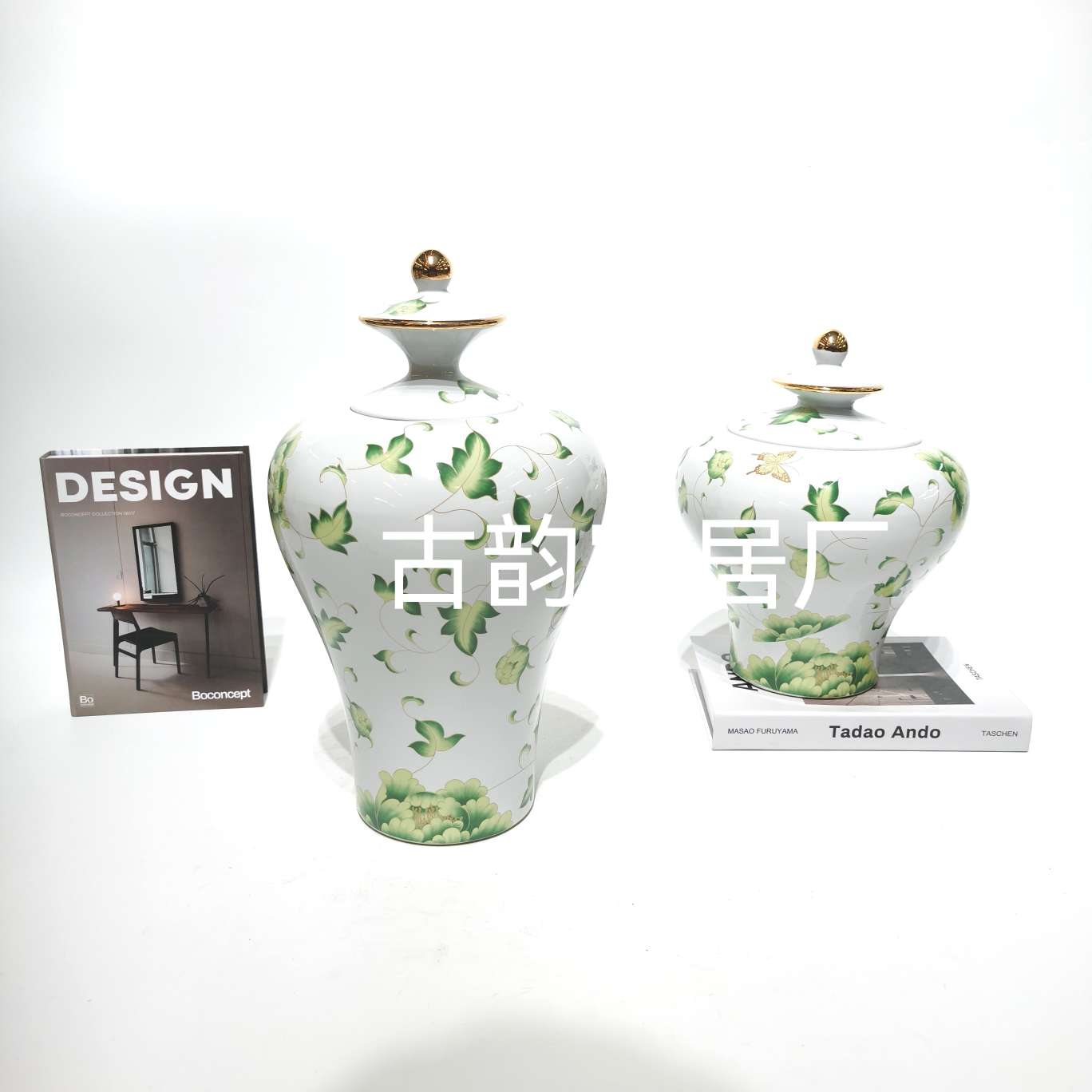 Ceramic home furnishing light luxury style ornaments, high-end real gold 800℃ enameling process detail image 2