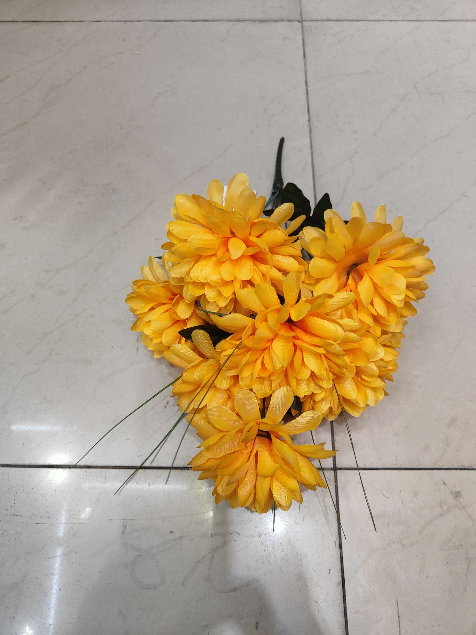 9-pronged chrysanthemum