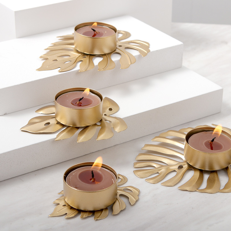 Wholesale of cross-border candle holders, candlelight dinner props, iron candlesticks, metal turtle-back leaf ornaments, candlesticks