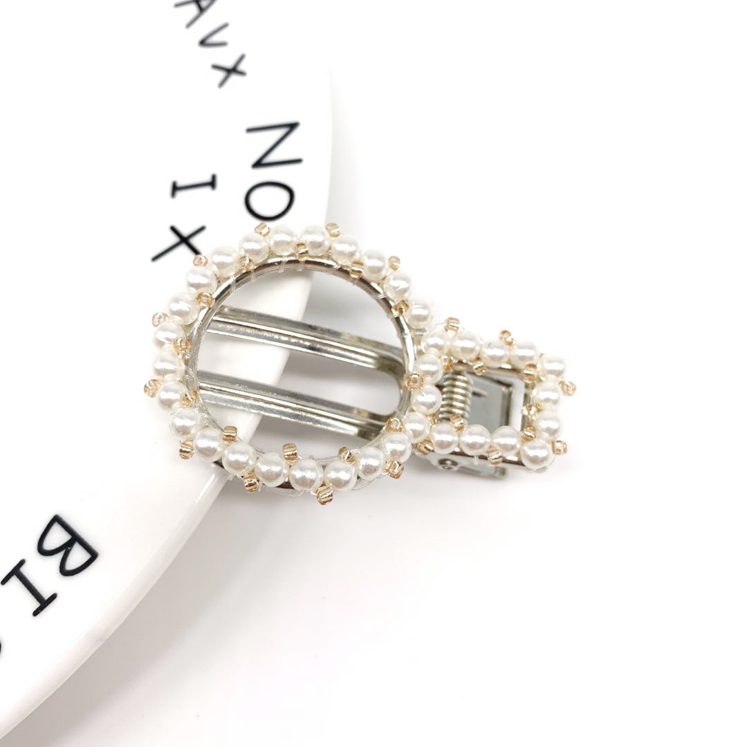 头饰/配饰/服饰产品图