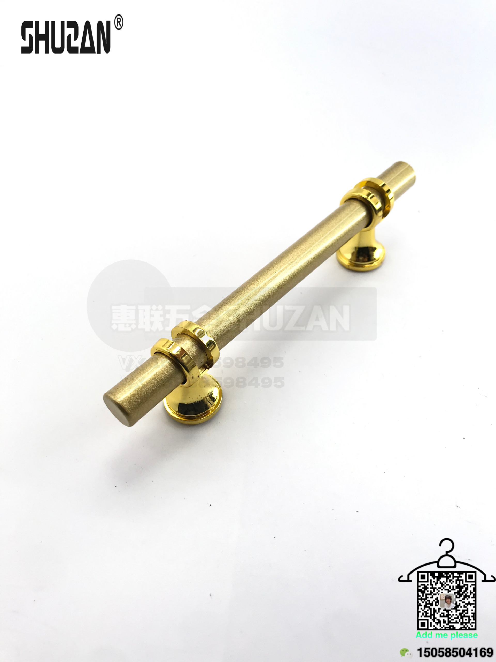 The Shuzan handle has a smooth touch. The Shuzan retro-style handle is sturdy, durable, elegant and generous. It is specially supplied for foreign trade