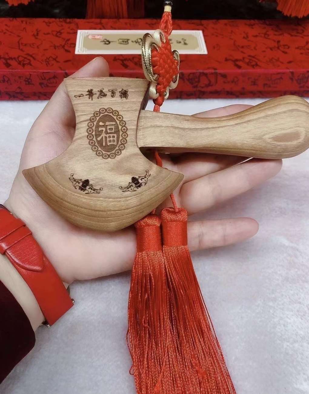 桃木制品挂件，加上真铜五帝钱，一斧压百祸，平安聚财，万事大吉，财源滚滚来详情图4