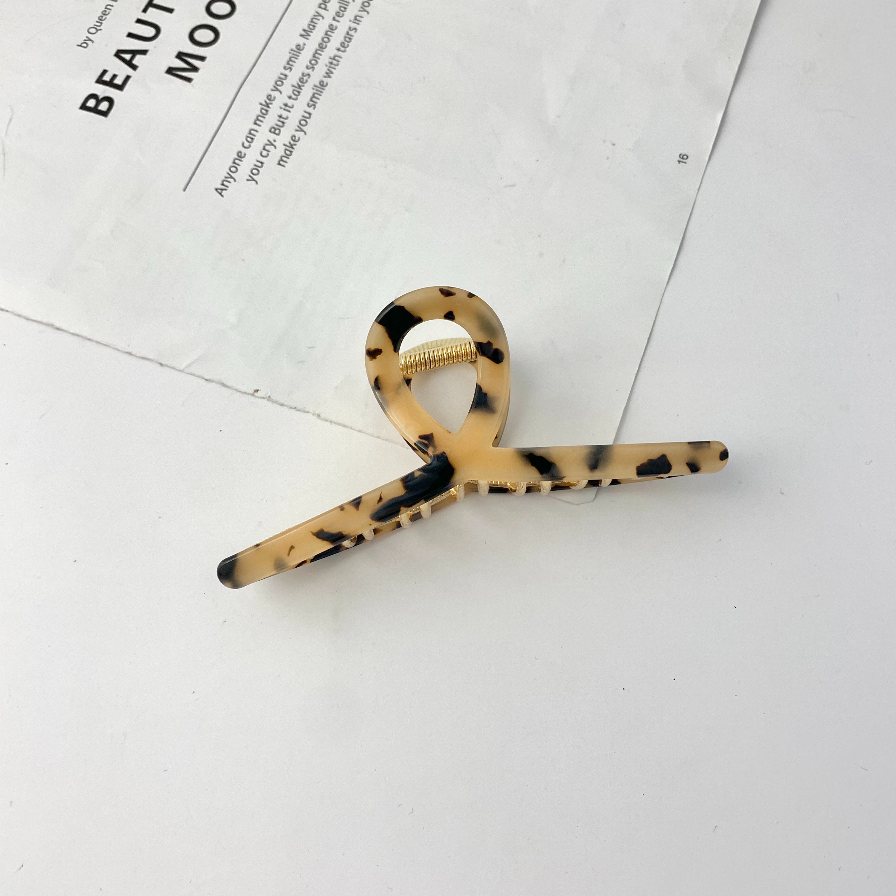 合金抓夹/醋酸鲨鱼夹/衣架抓夹白底实物图