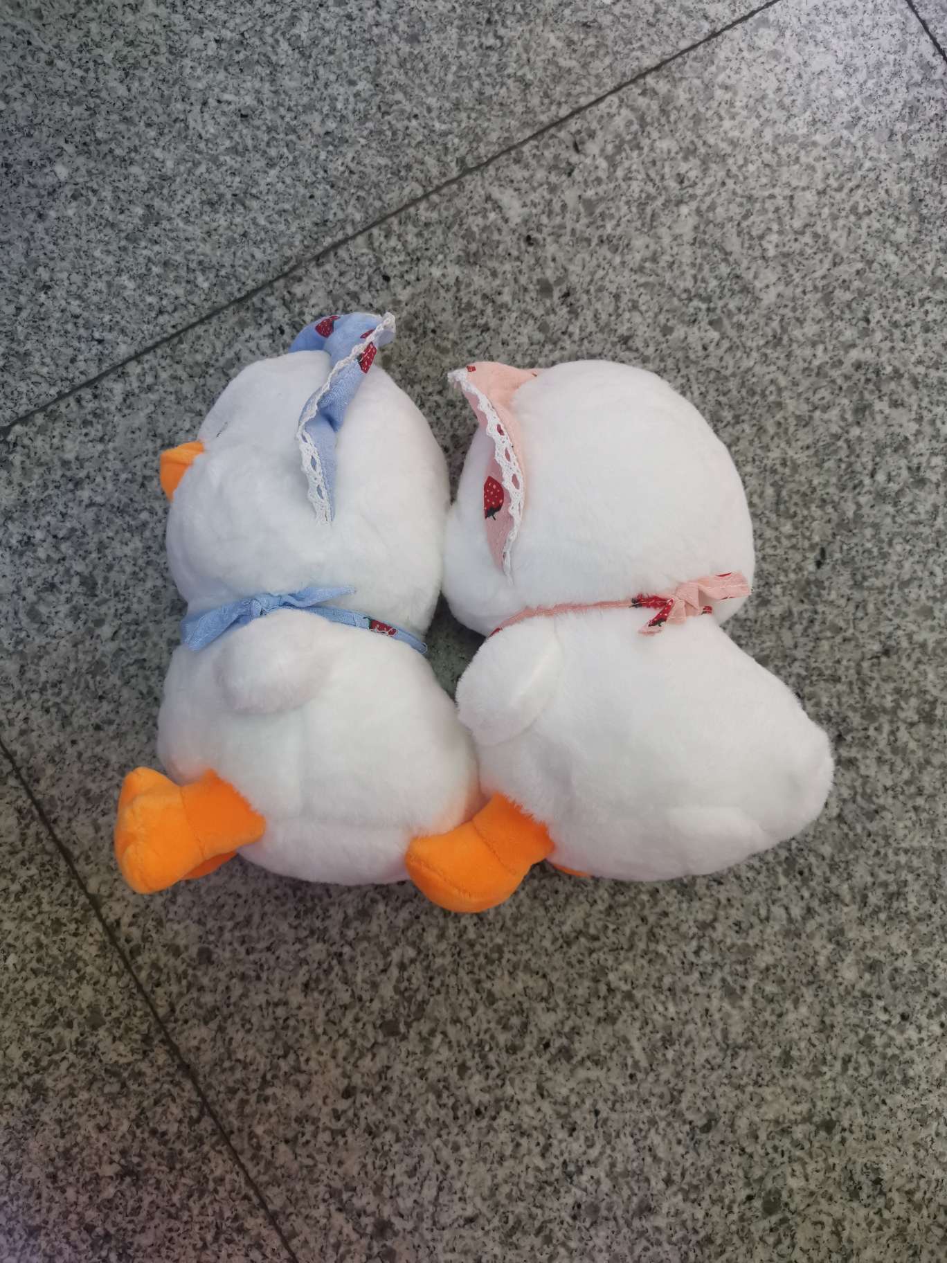 0982 Plush toy Duck Figurine Specification image