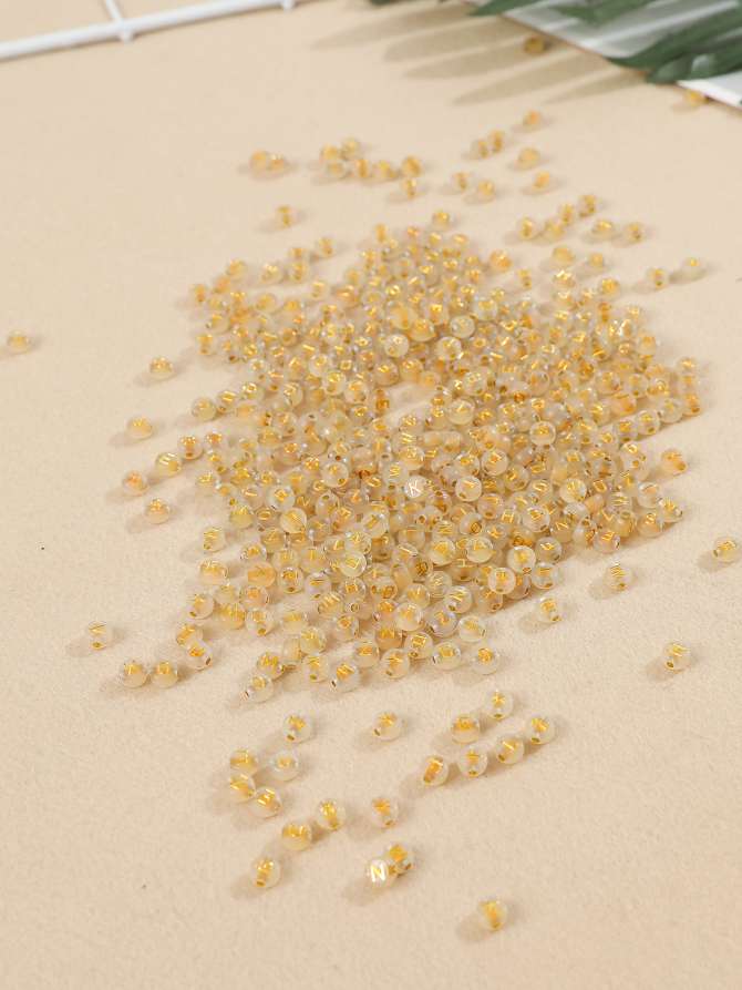 Factory supplies direct sales of eco-friendly acrylic DIY handmade accessories 4✘7mm luminous letter bead jewelry accessories children early education loose beads details Picture