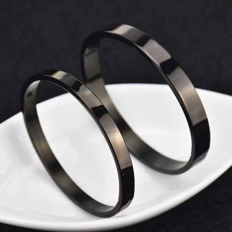 European and American smooth titanium steel couple open bracelet, rose gold stainless steel minimalist bracelet, elegant men's and women's accessories Specification image