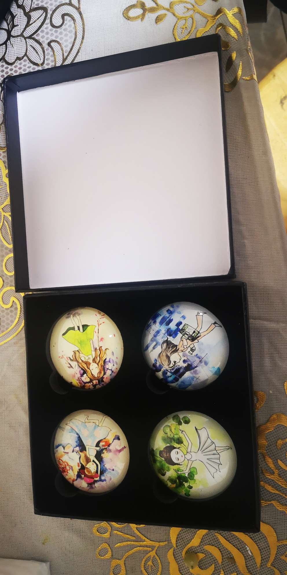 水晶钥匙扣白底实物图