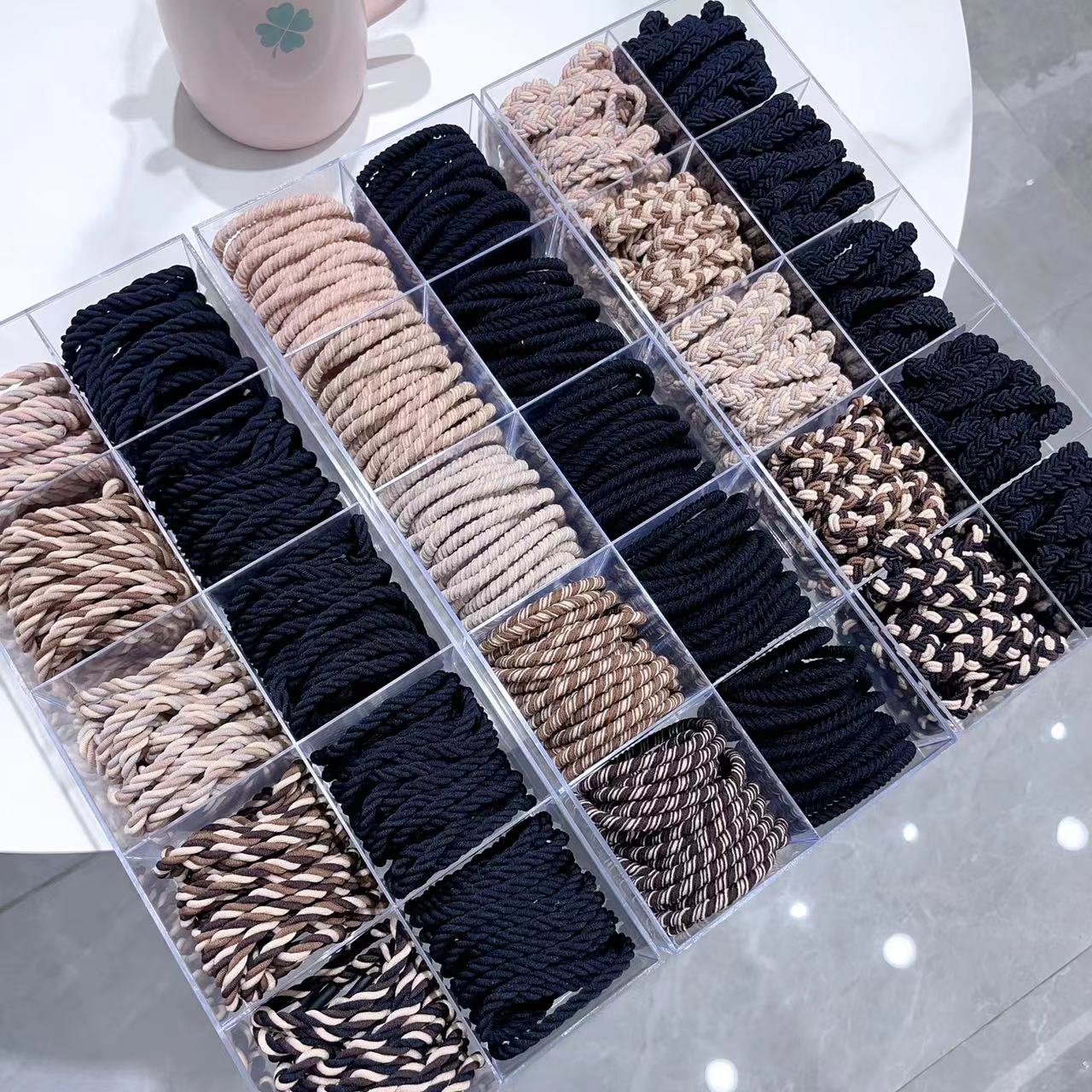 The Korean imported oat milk coffee-colored light ring can be used as a multi-purpose bracelet head to tie multiple strands