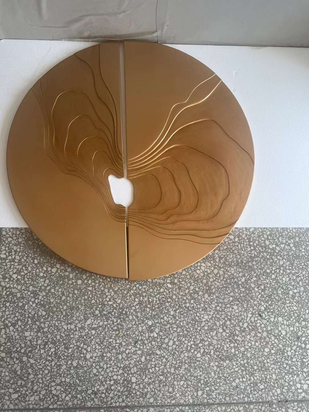 Light luxury living room sofa, TV background, wall hangings, retro creative wood carvings, wall decorations for the dining room Application Scenario