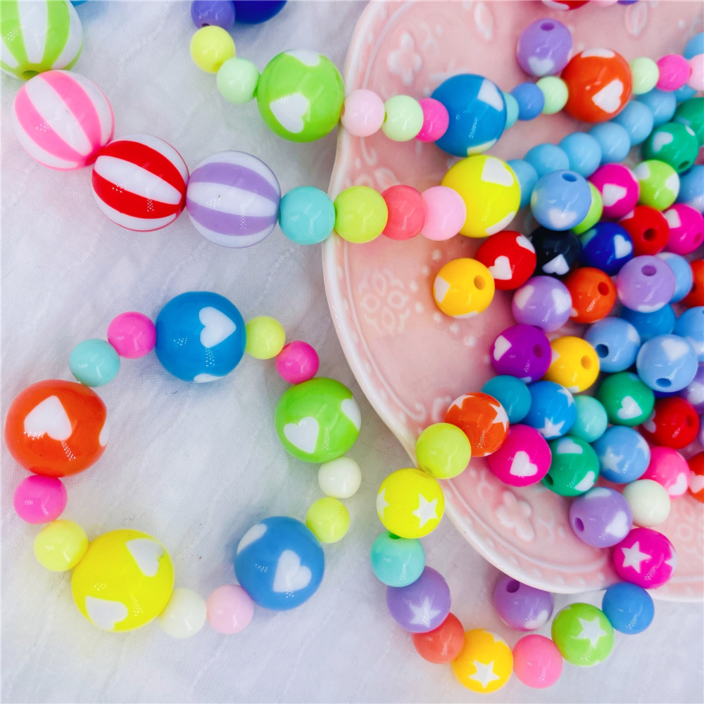 16MM acrylic heart-shaped round beads, solid color candy color, two-color straight hole beads, loose beads, string beads, DIY jewelry accessories wholesale Application Scenario