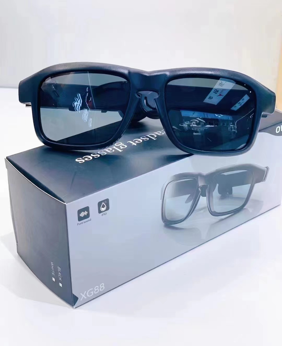 Wireless Bluetooth headphones, glasses, bone conduction headphones for both men and women