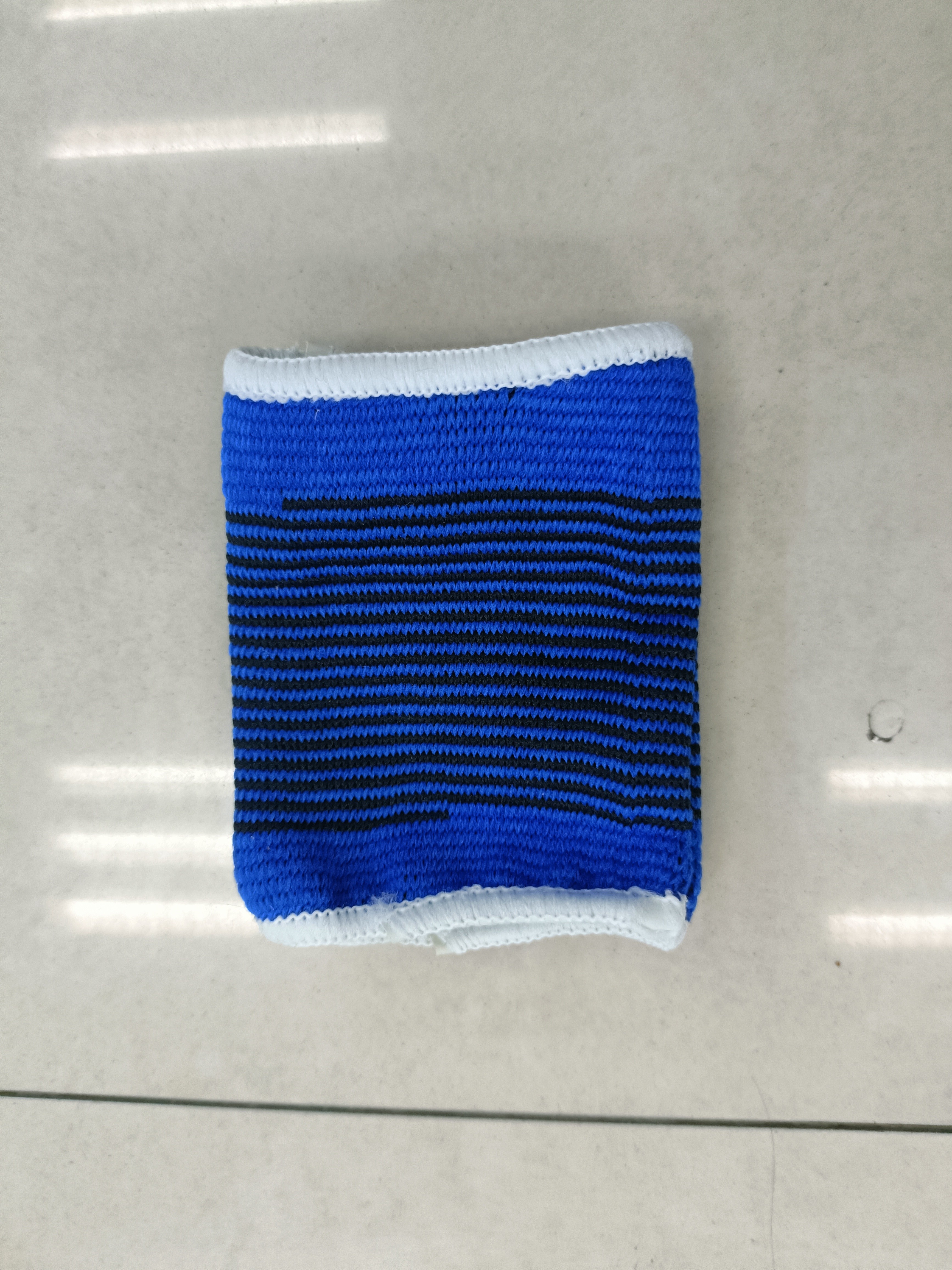 Sports wrist guard Specification image