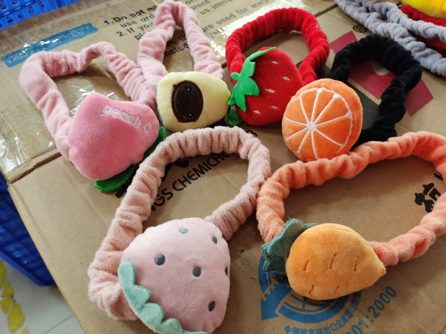 Fruit hair bands, each pack contains 2 pieces of 6 styles, 12 pieces per pack, and 100 pieces per pack