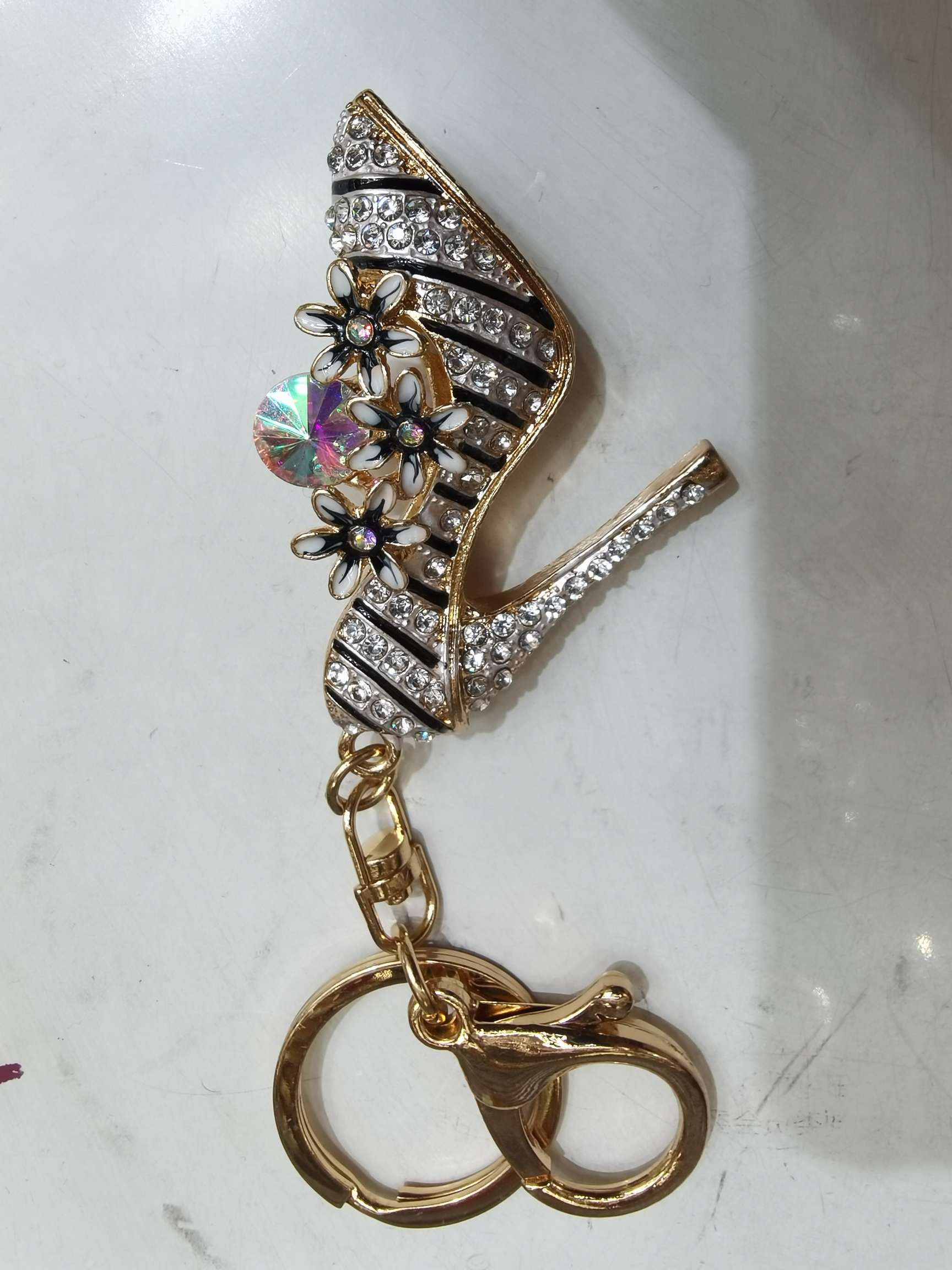 Keychain with diamonds