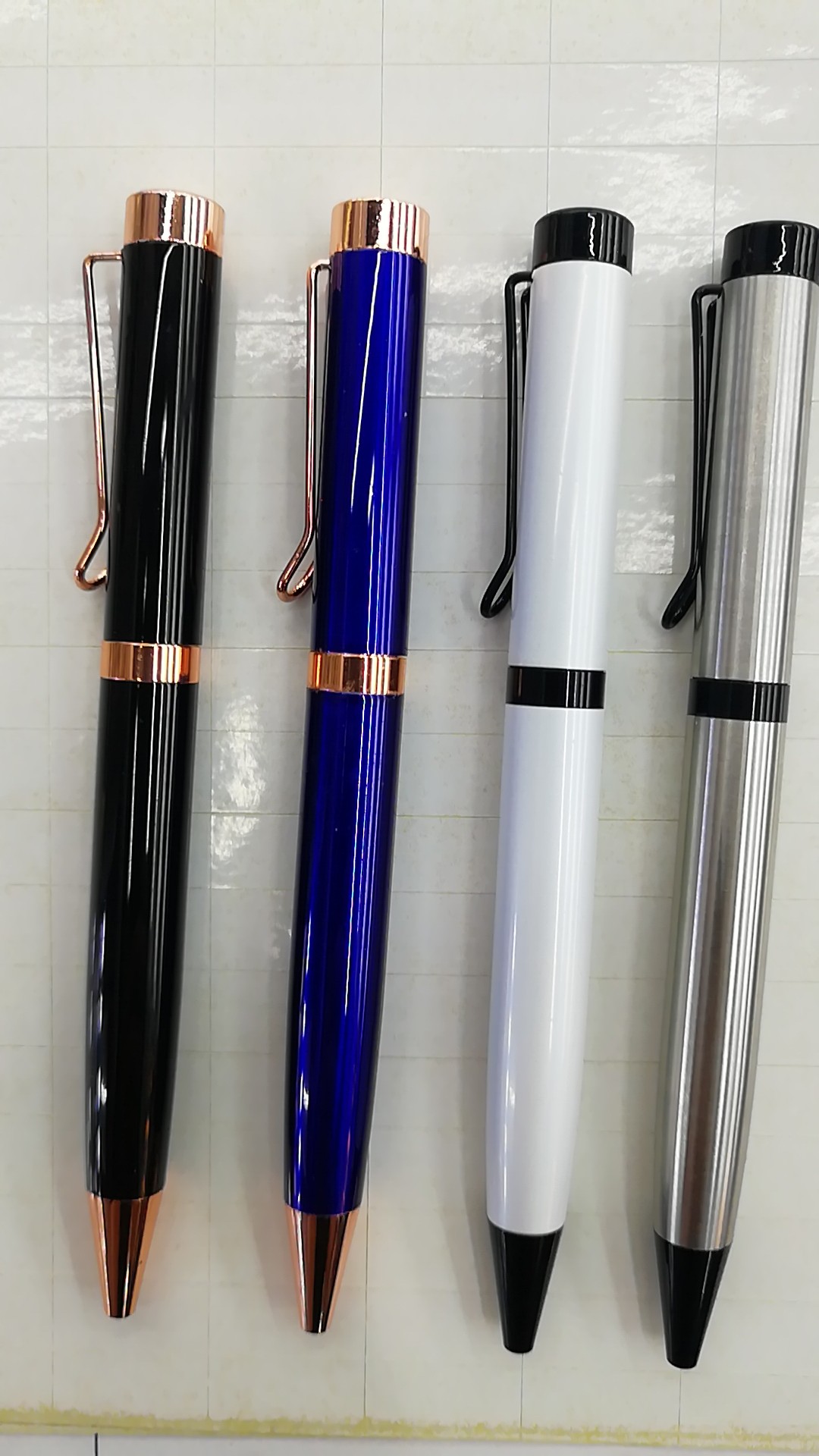 Customized logo advertising gift metal ballpoint pens made by Xinmei Item Picture