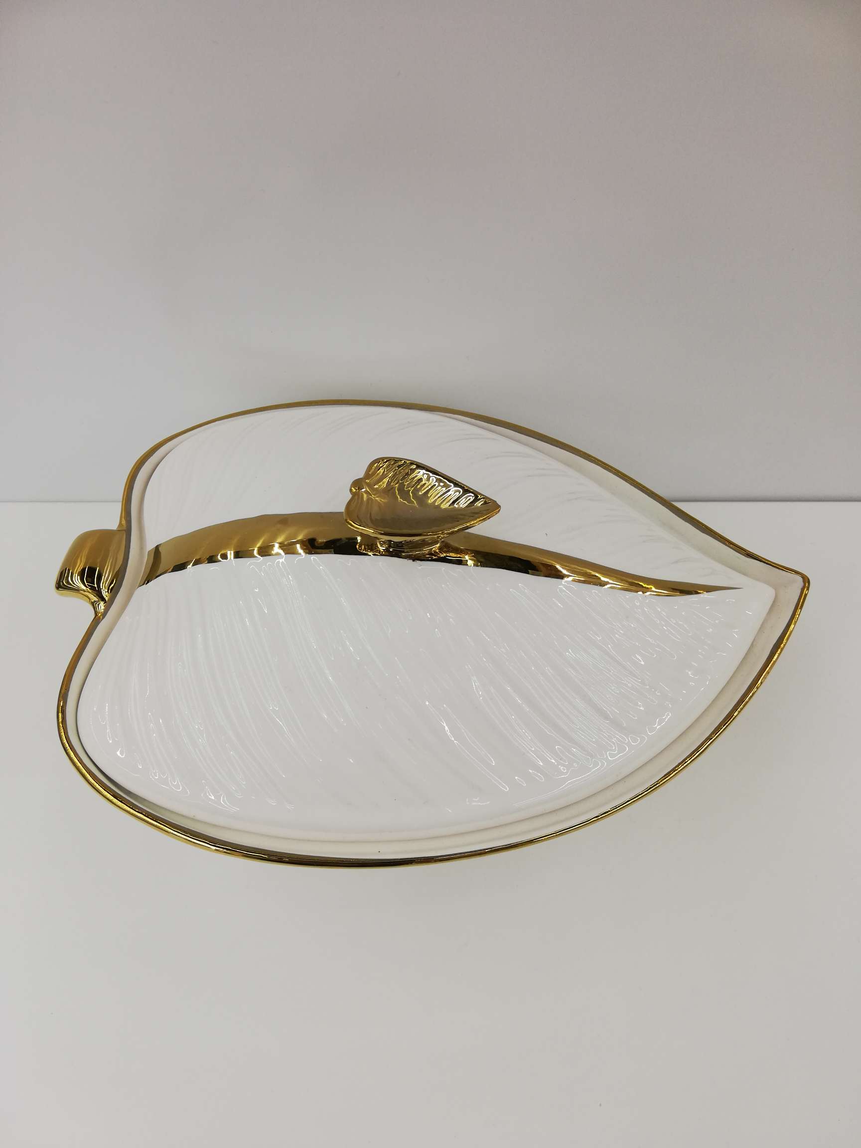 外贸经典热销款树叶锅创意细腻镀金陶瓷汤锅