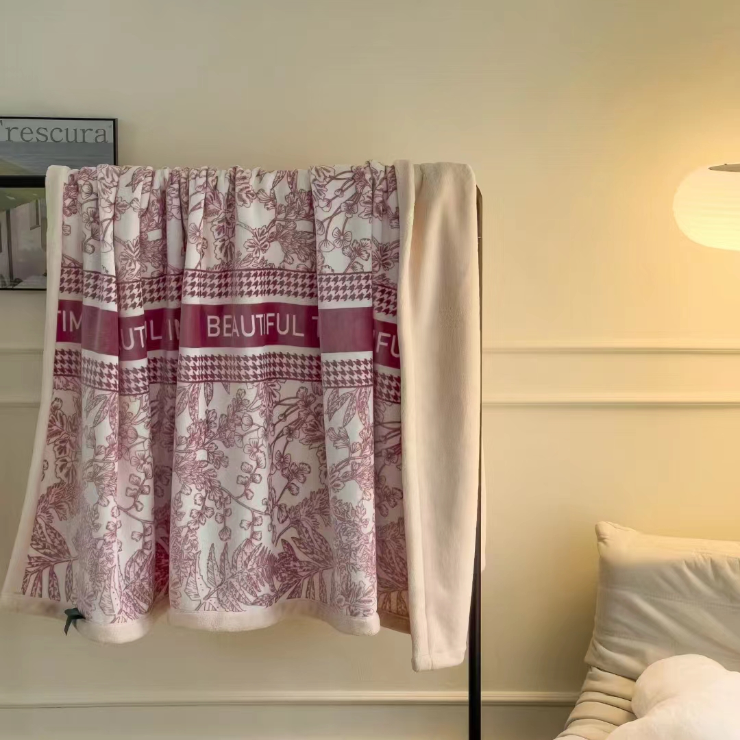 2023新品雪棉绒毯加厚复合抗静电云毯单层AB版四季多用途工艺毯树叶字母油红详情图3